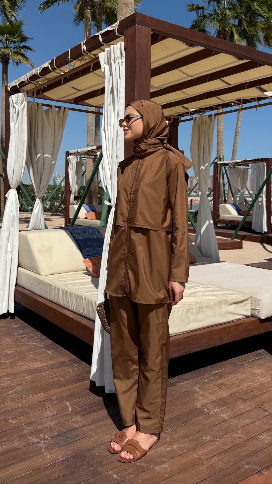 Doha Paraşüt Kumaş 3'lü Tam Kapalı Tesettür Mayo Kahverengi