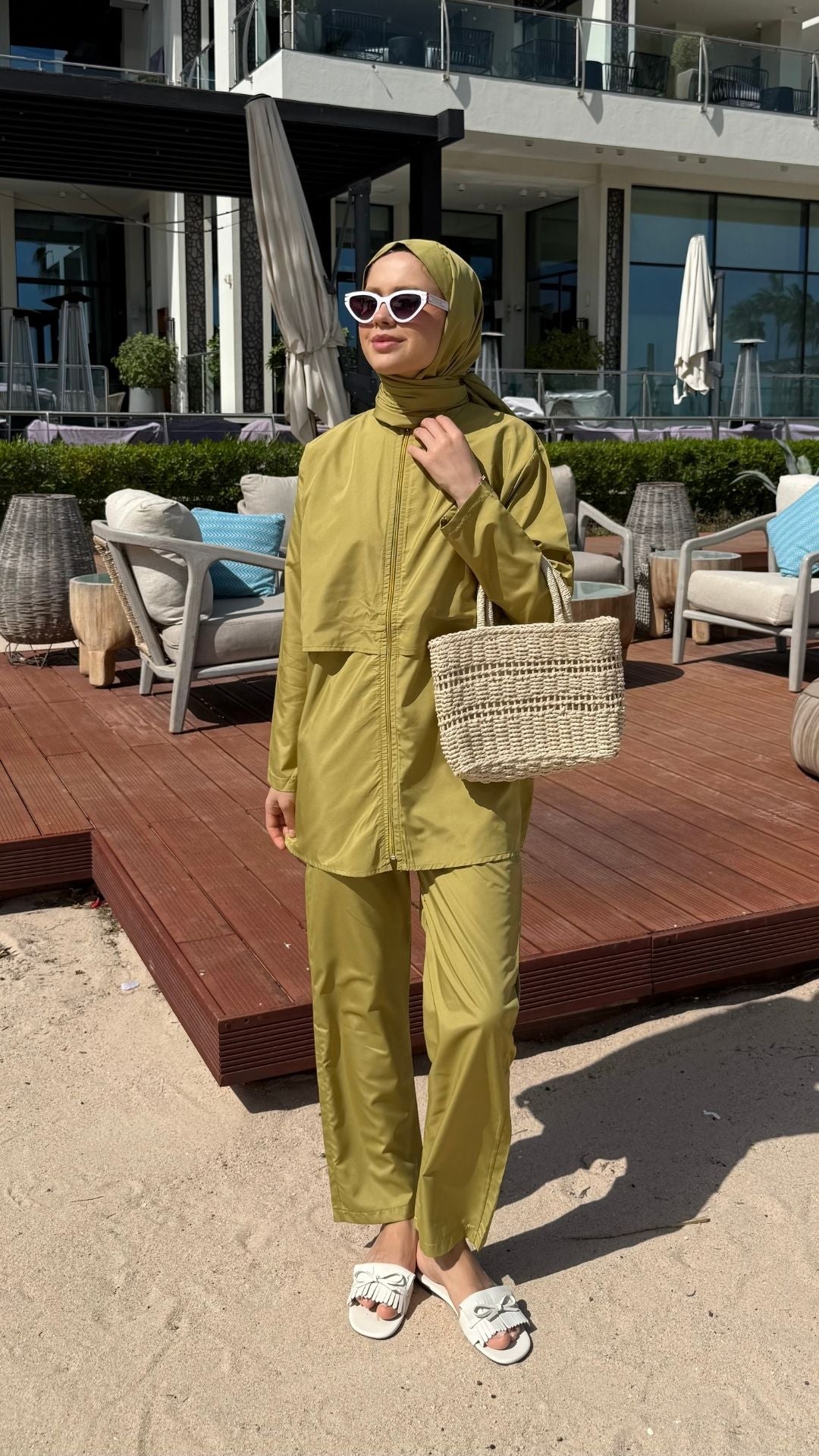 Doha Paraşüt Kumaş 3'lü Tam Kapalı Tesettür Mayo Yağ Yeşili