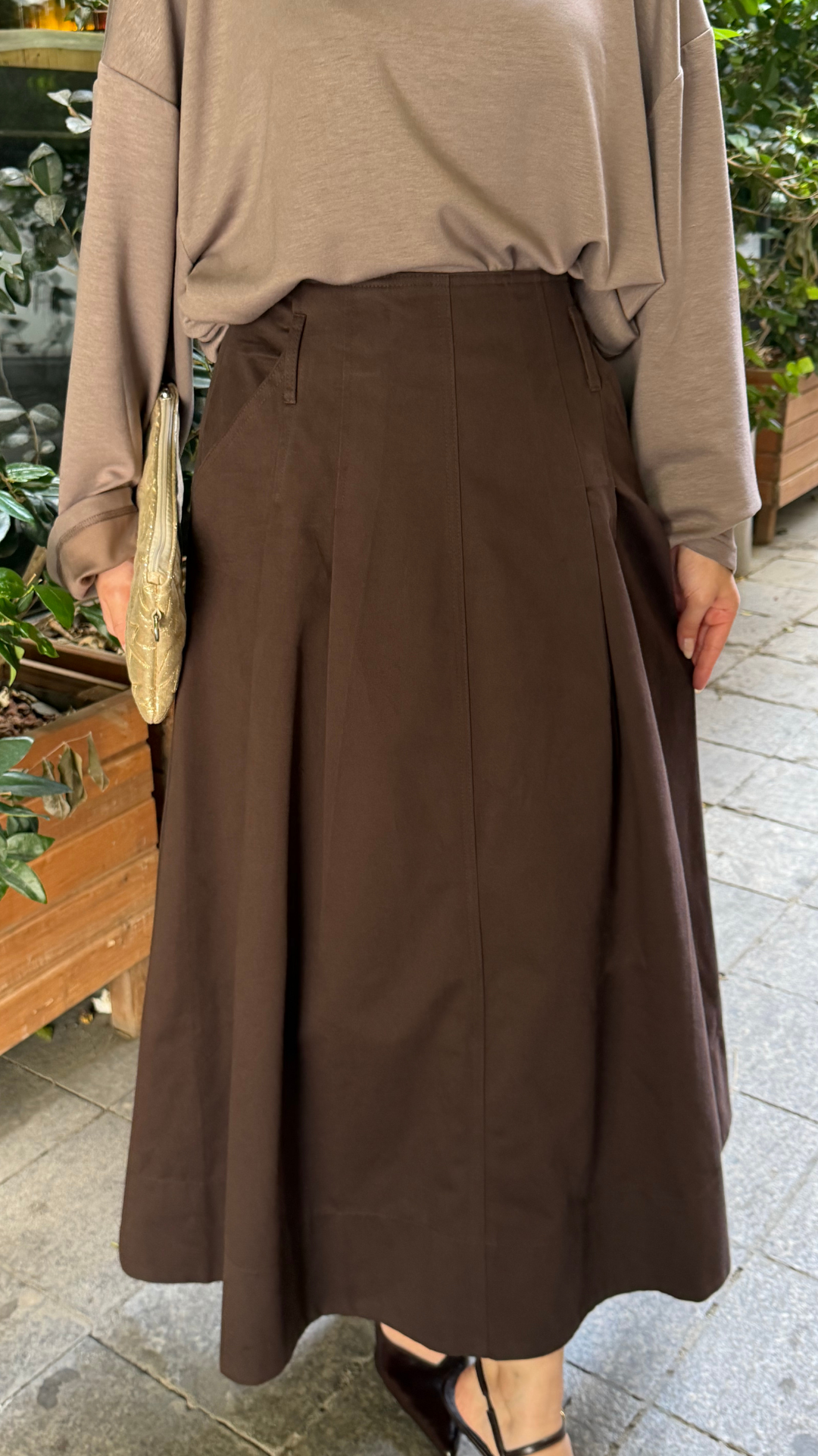 Bağcıklı Pileli Gabardin Kumaş Etek Kahverengi