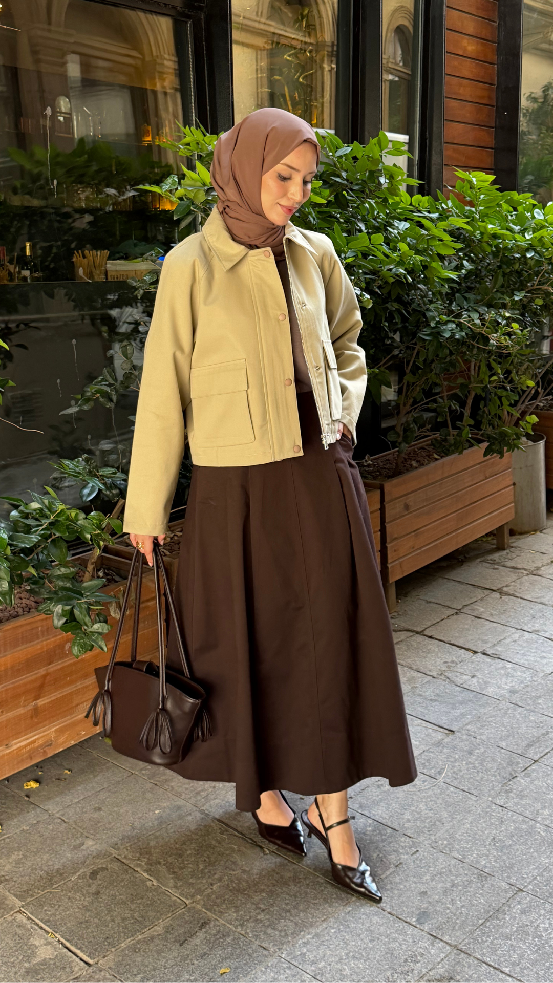 Bağcıklı Pileli Gabardin Kumaş Etek Kahverengi