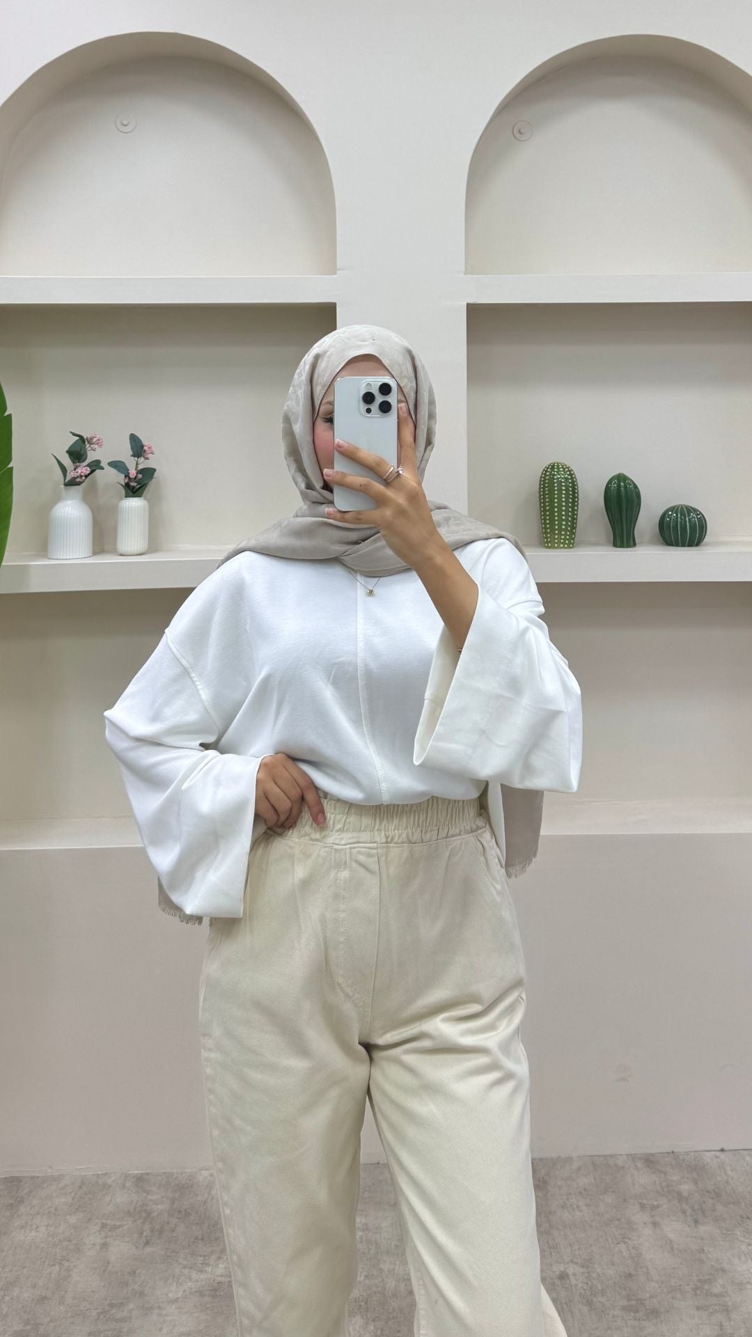 Beli Lastikli Geniş Kesim Mom Jeans Krem