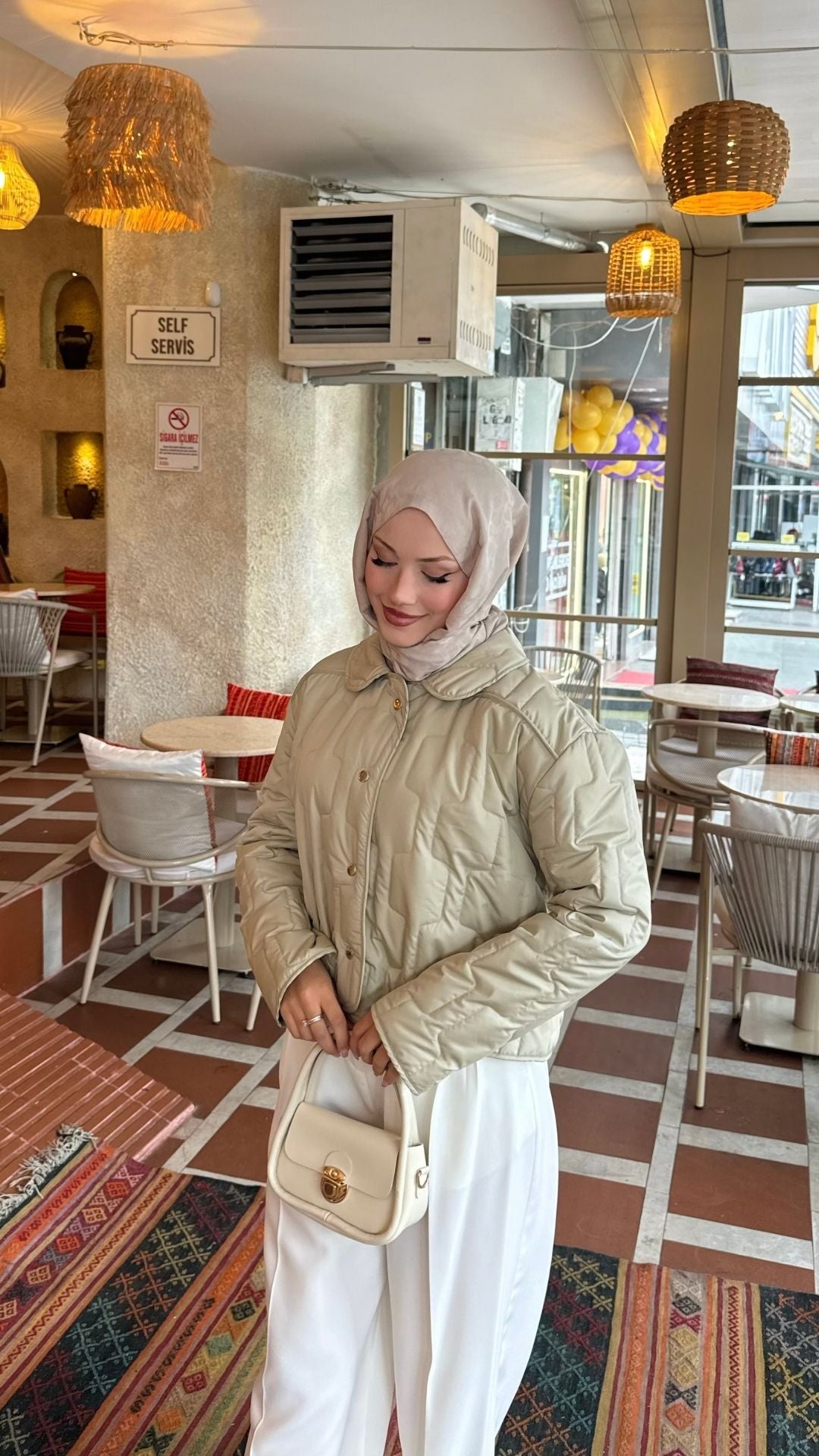 Kısa Kapitone Mont Yağ Yeşili