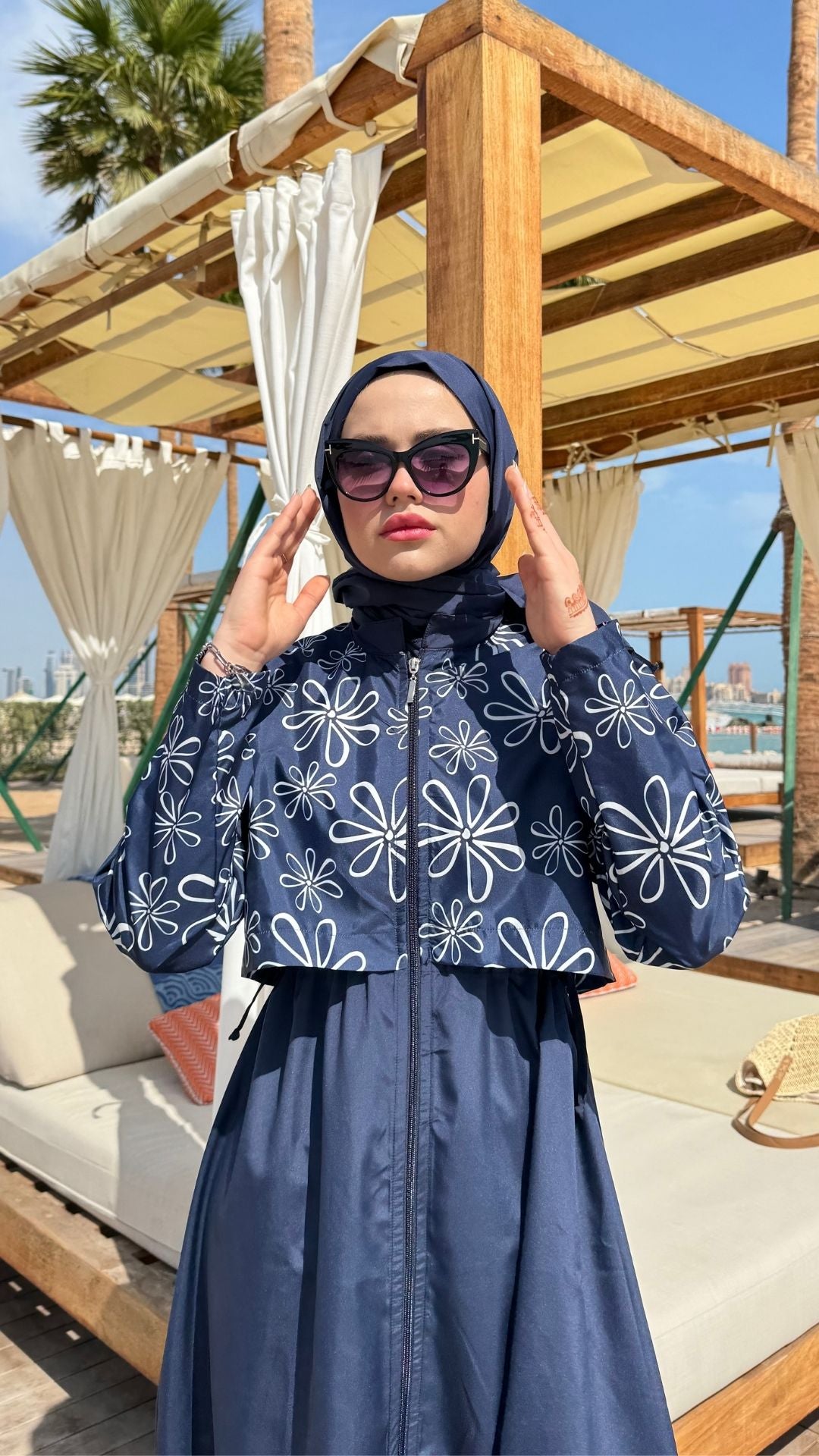 Desenli Paraşüt Kumaş Uzun Tesettür Mayo Lacivert