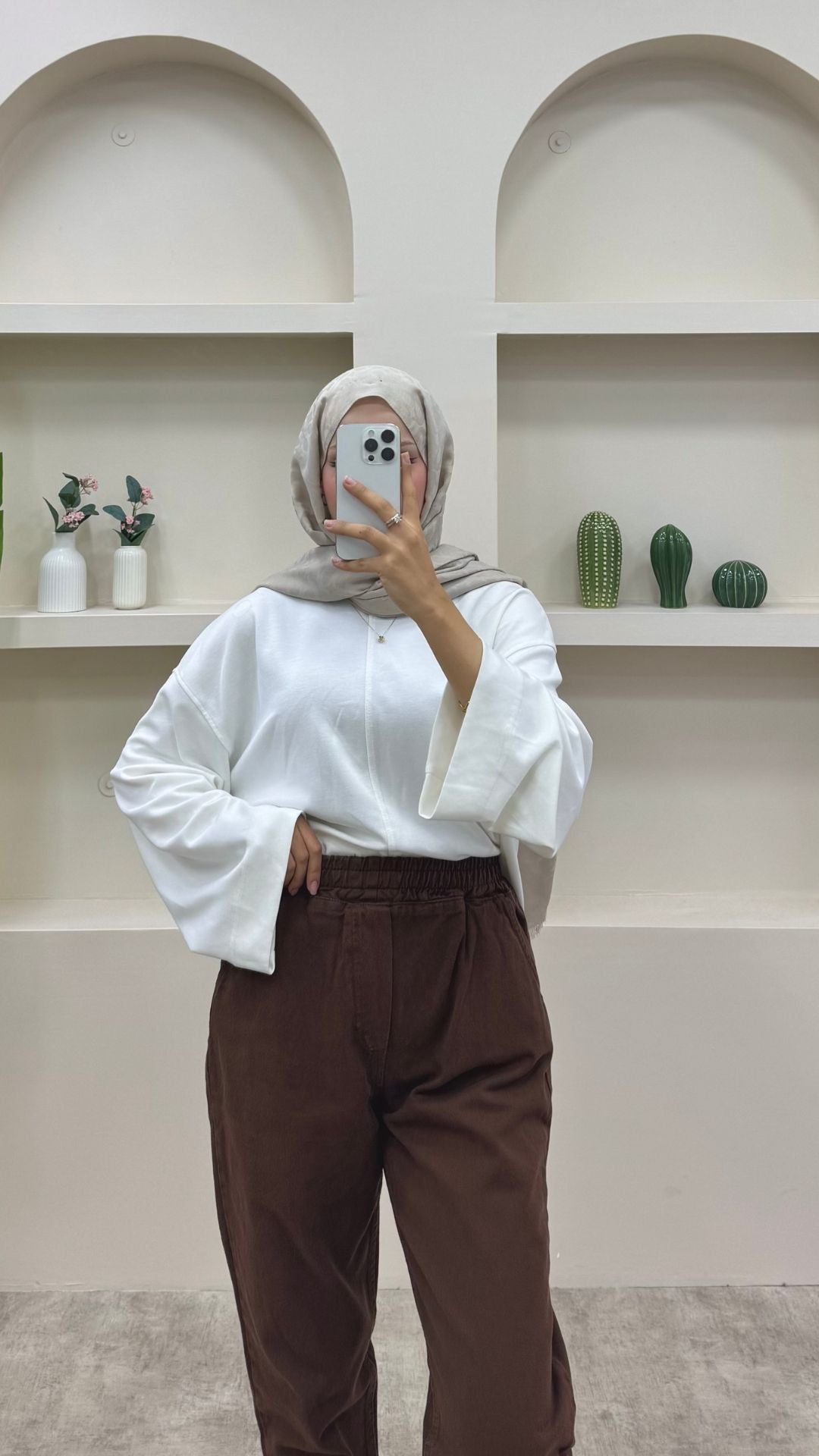 Beli Lastikli Geniş Kesim Mom Jeans Kahverengi