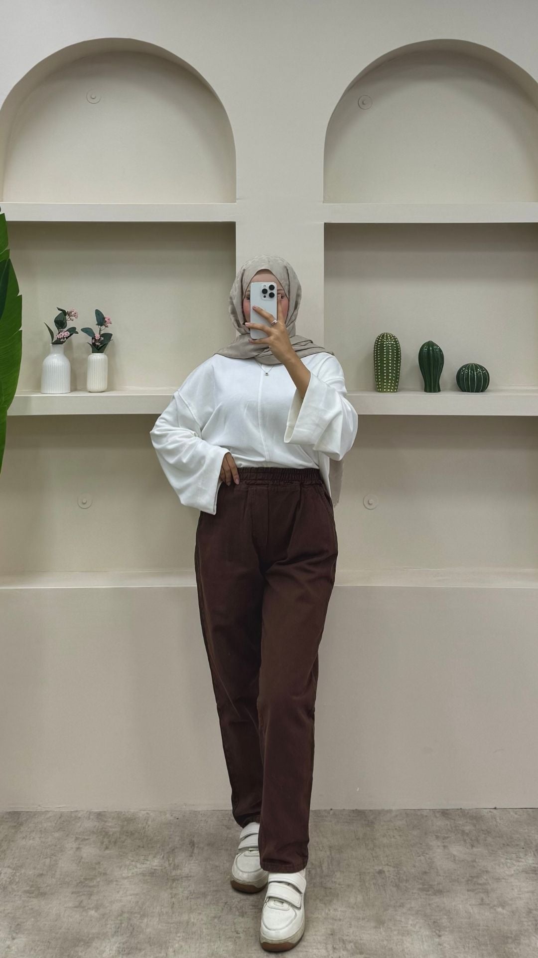 Beli Lastikli Geniş Kesim Mom Jeans Kahverengi