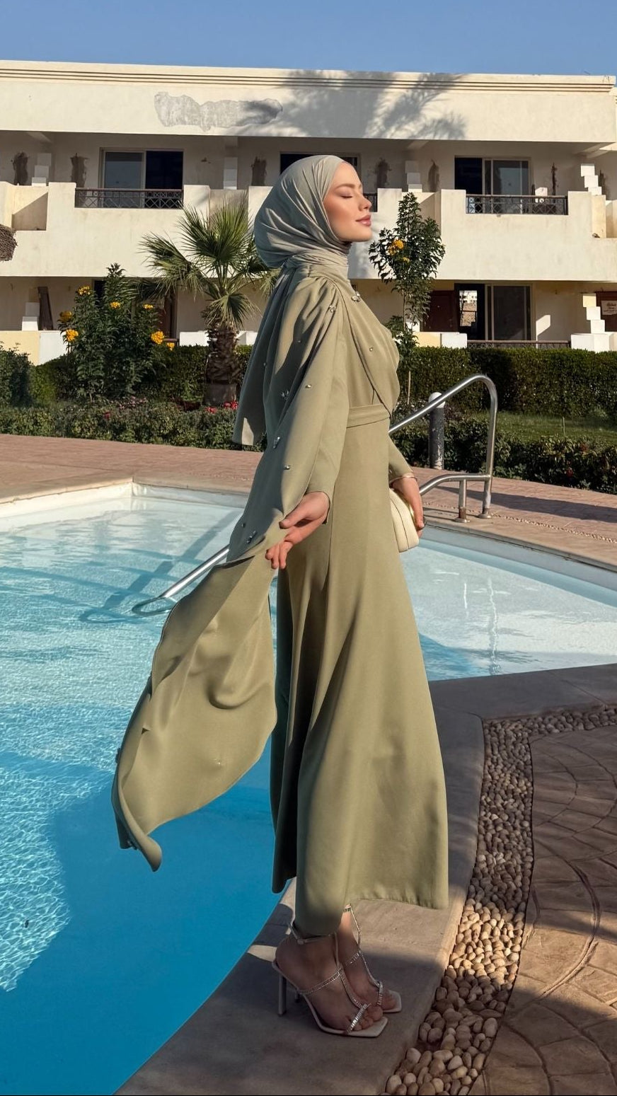 Linda Taş Detaylı Uzun Abiye Yeşil