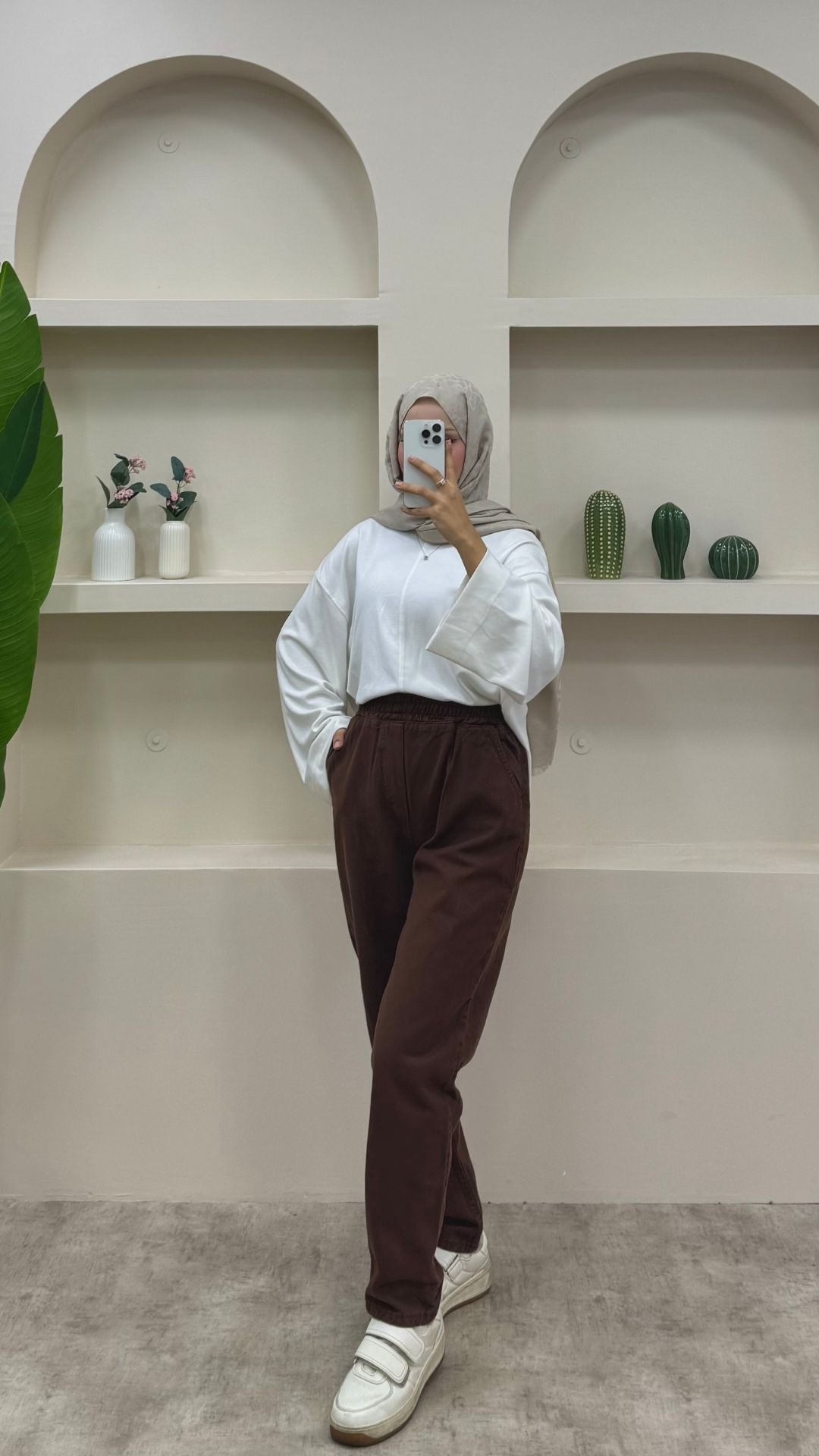 Beli Lastikli Geniş Kesim Mom Jeans Kahverengi