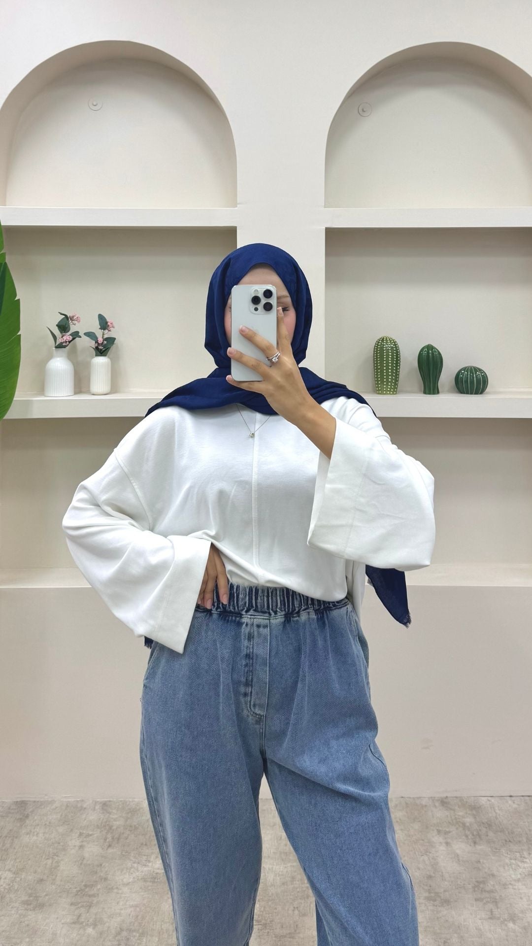 Beli Lastikli Geniş Kesim Mom Jeans Asit Yıkama