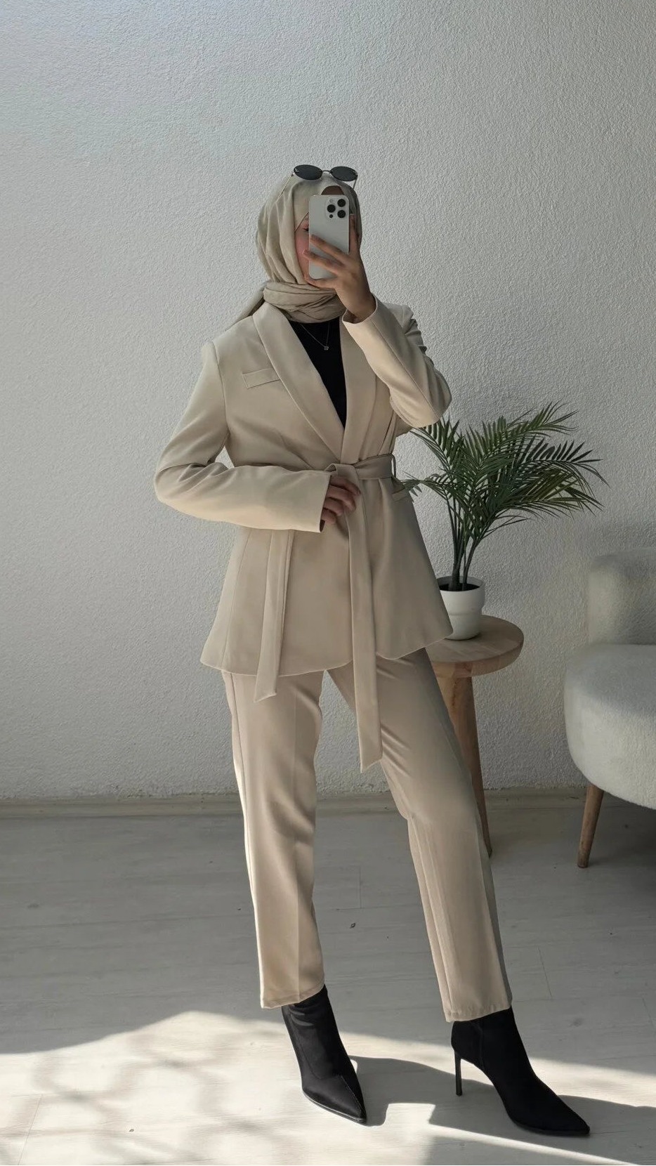 Kruvaze Yaka Kuşaklı Blazer Ceket Krem