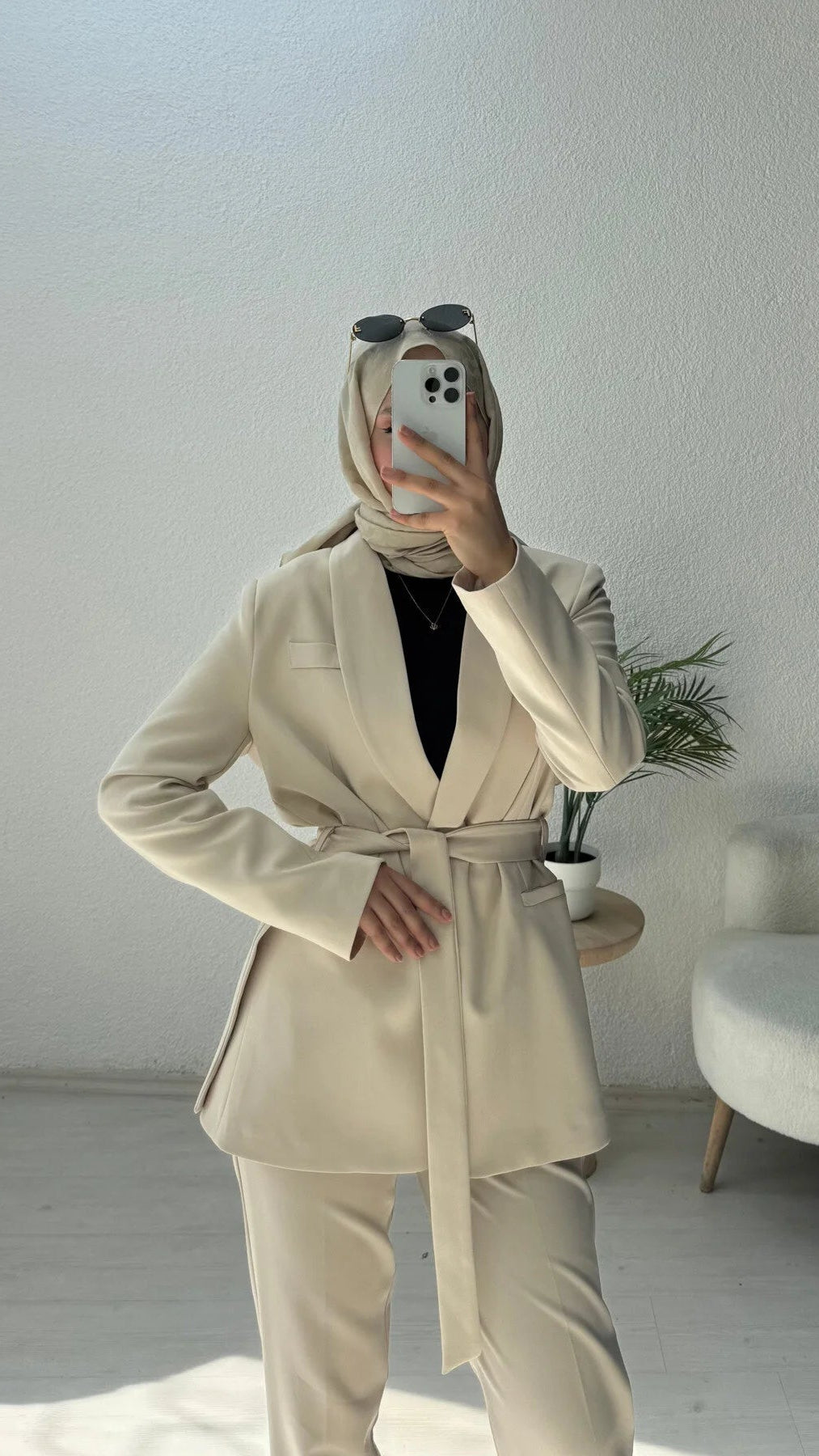 Kruvaze Yaka Kuşaklı Blazer Ceket Krem
