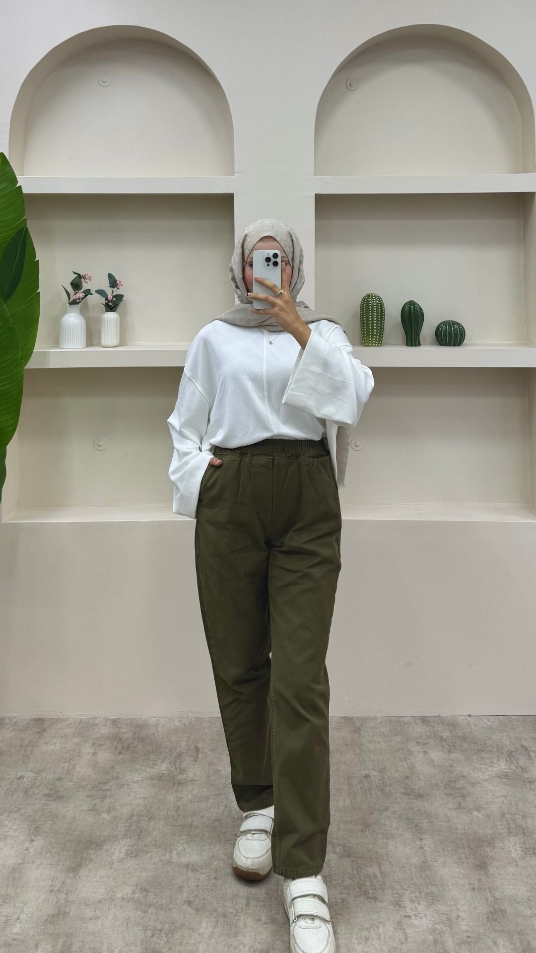 Beli Lastikli Geniş Kesim Mom Jeans Haki