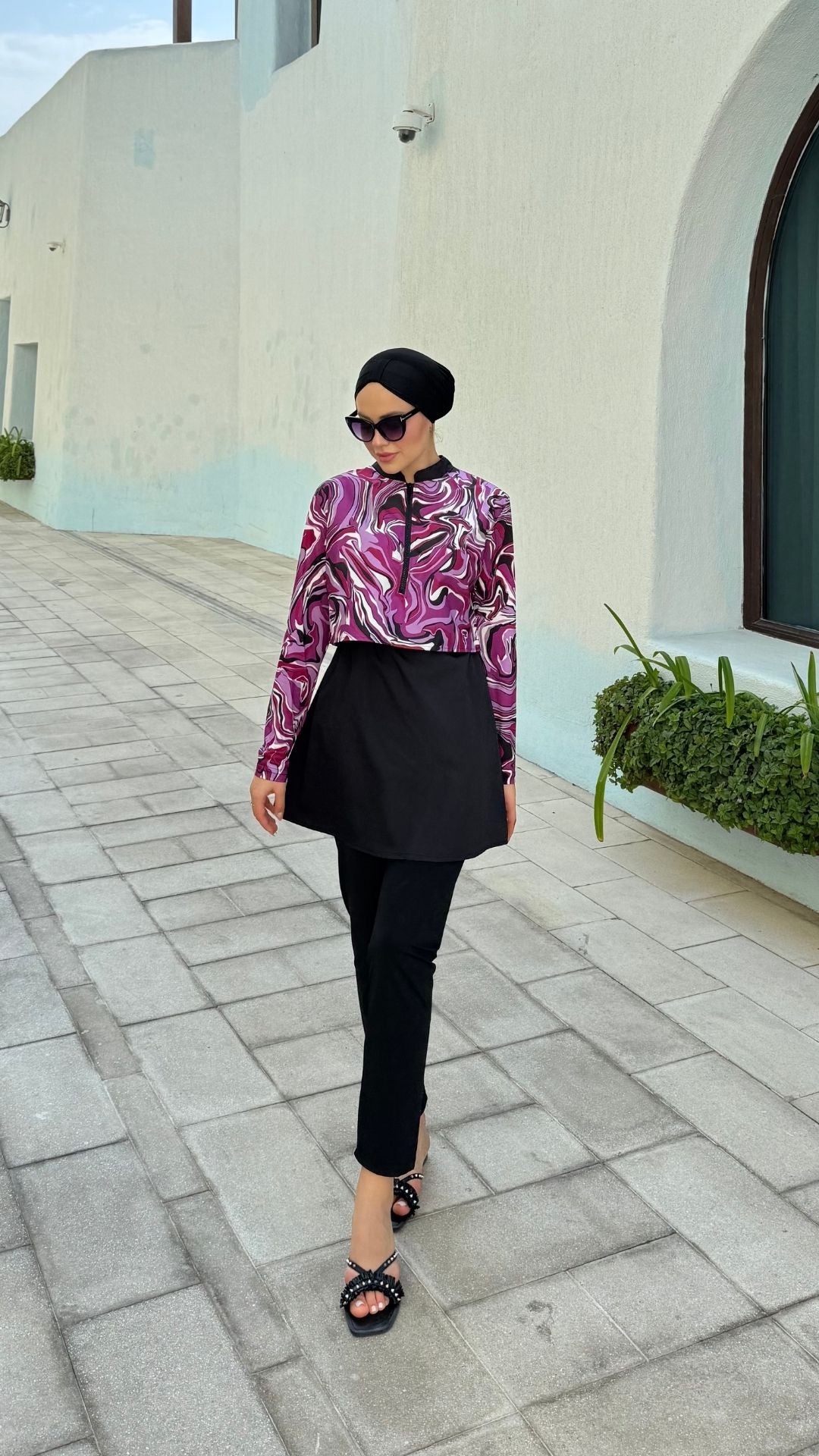 Yarım Dijital Baskılı Tesettür Mayo Renk - Siyah-Lila Desen 2