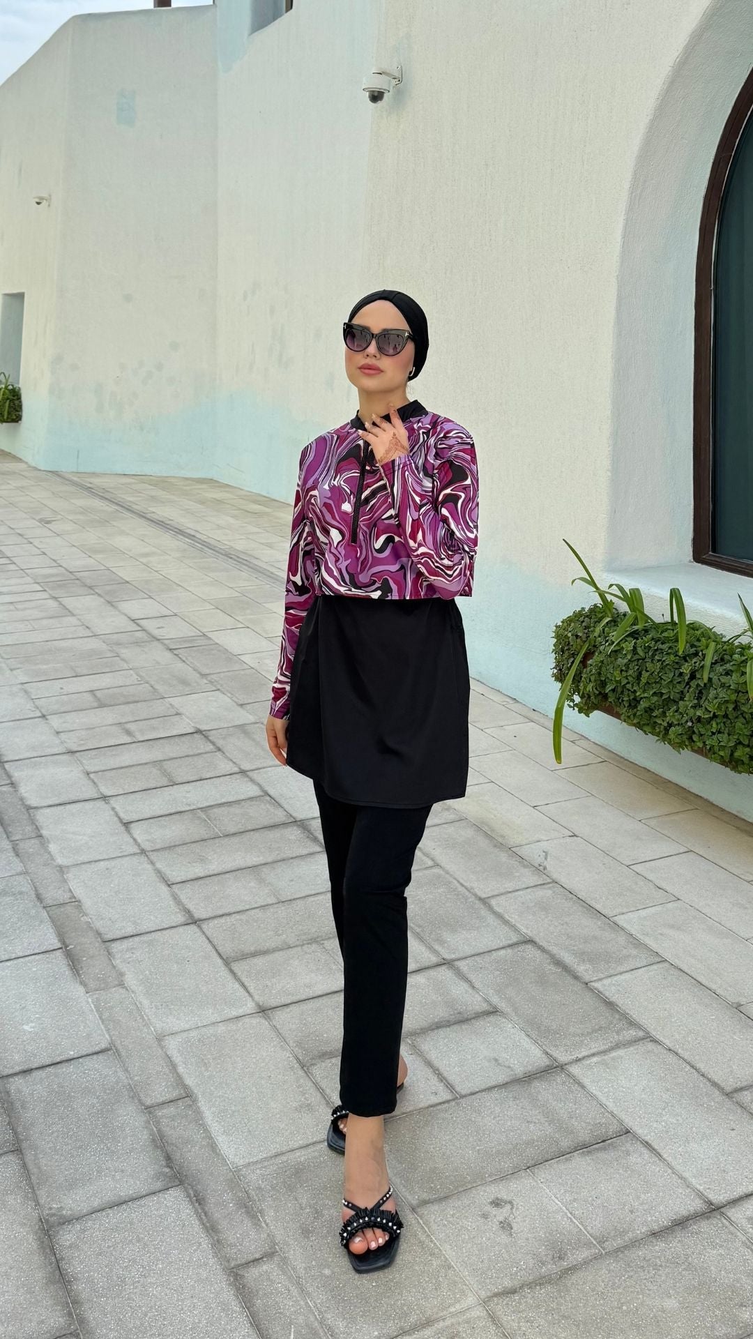 Yarım Dijital Baskılı Tesettür Mayo Renk - Siyah-Lila Desen 2