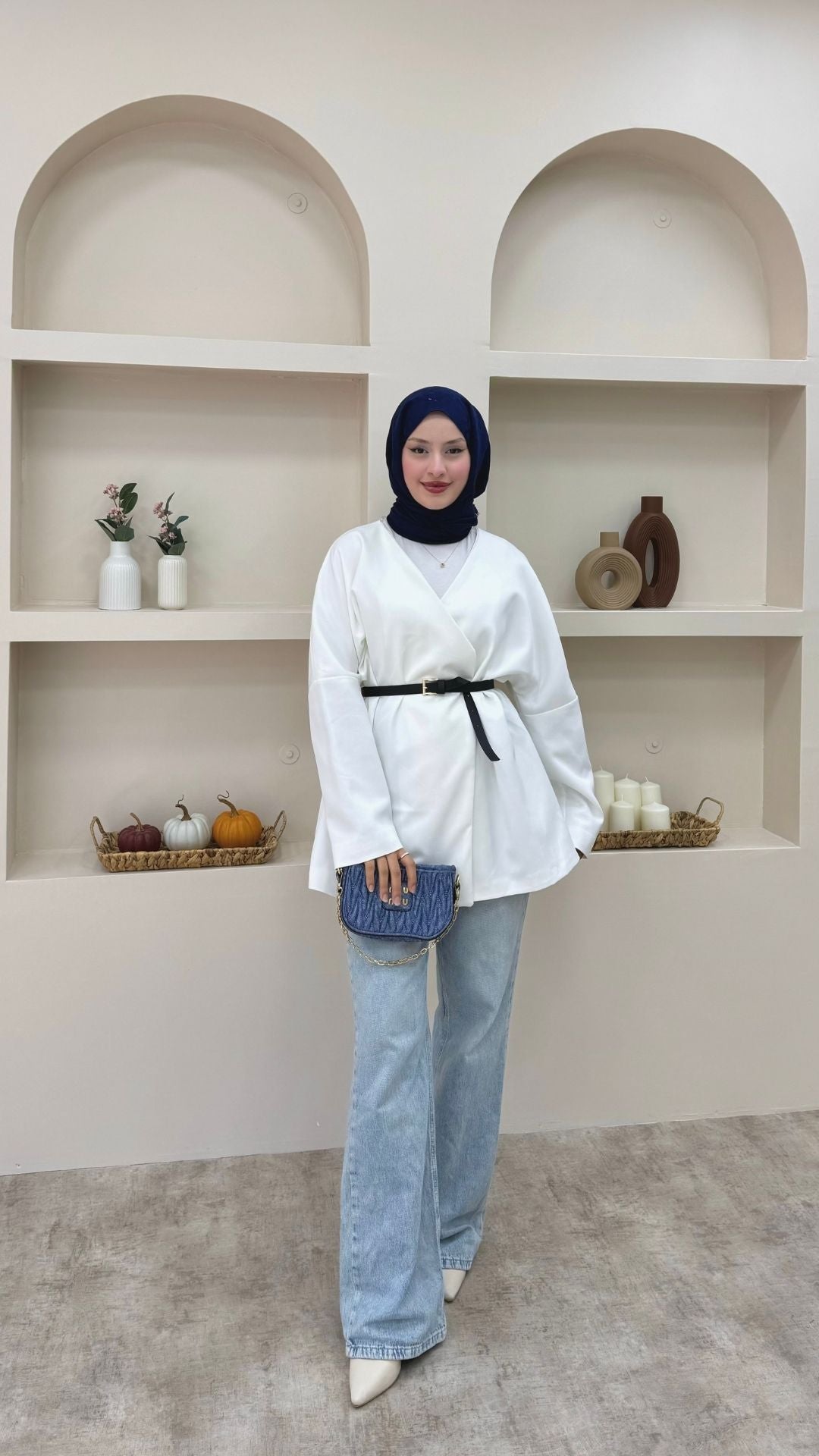 Kruvaze Yaka Kemerli Blazer Ceket Beyaz