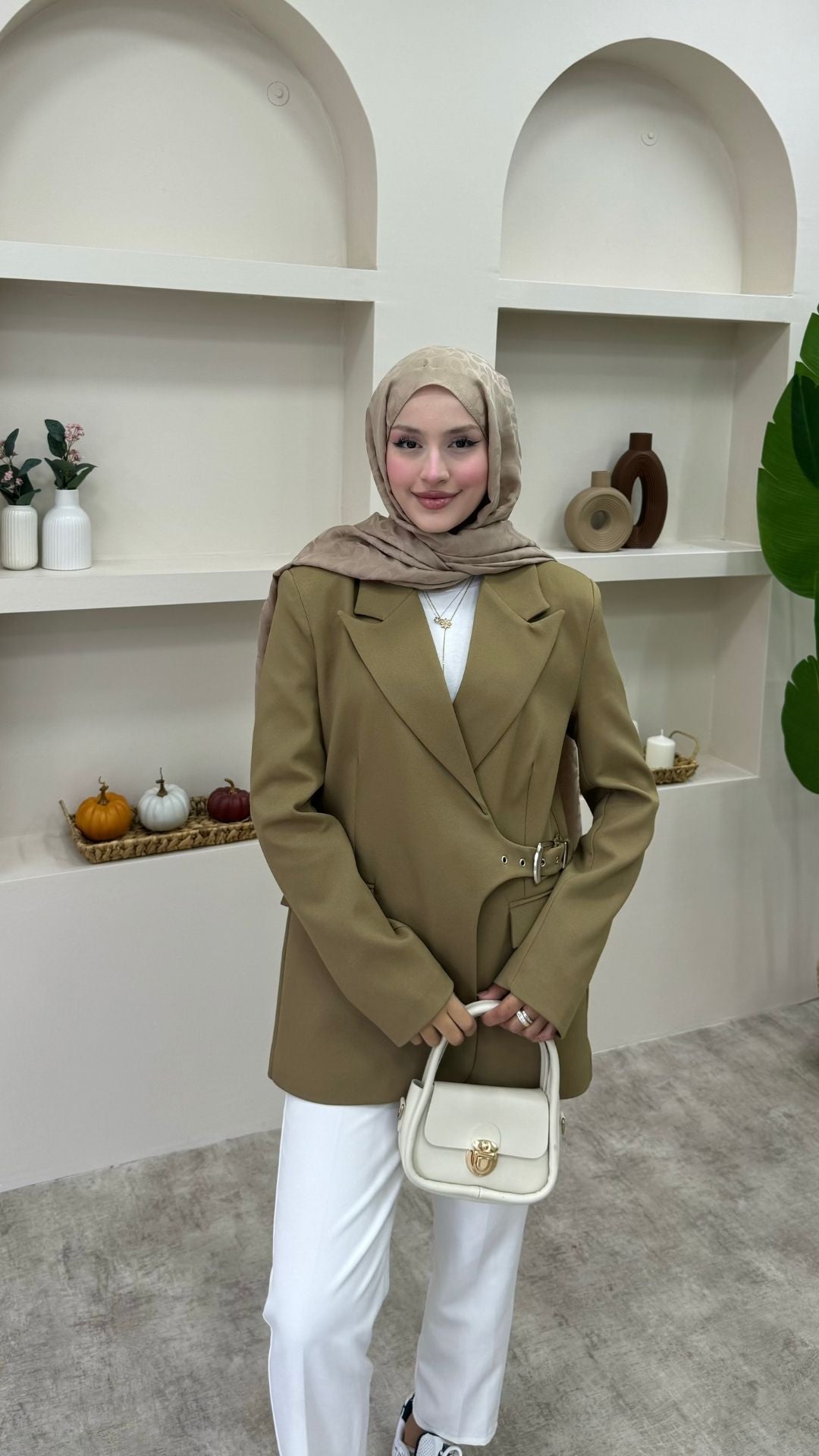 Yandan Kemer Detaylı Blazer Ceket Yağ Yeşili