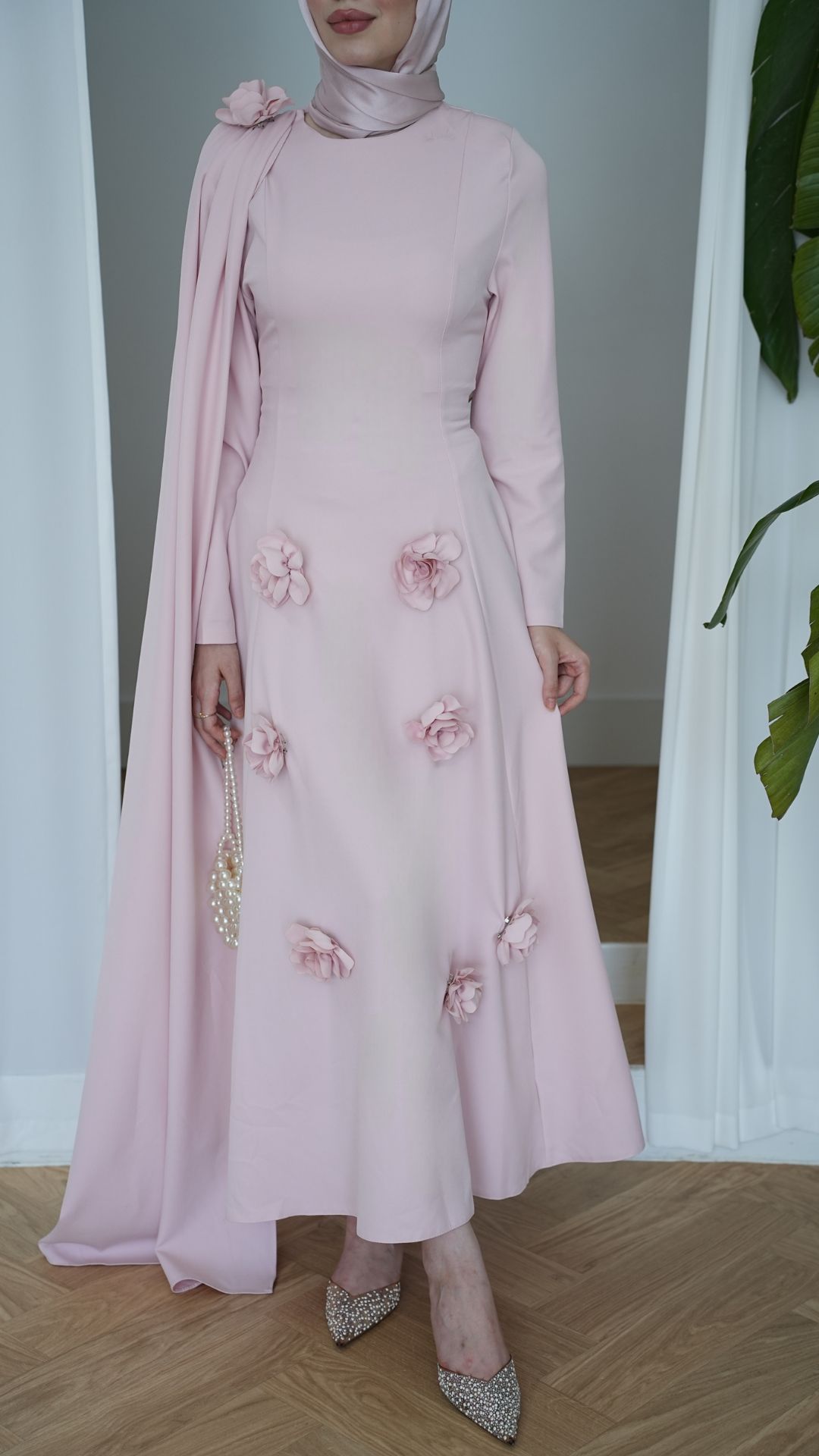 Seyyar Güllü Pelerinli Abiye Pembe
