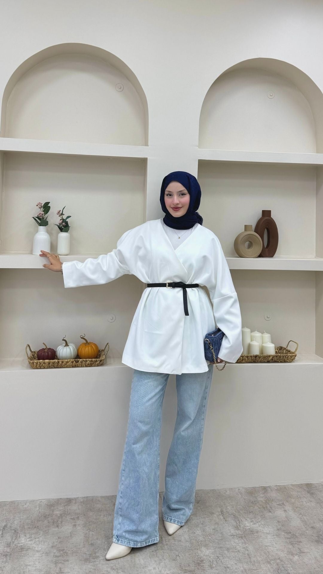 Kruvaze Yaka Kemerli Blazer Ceket Beyaz