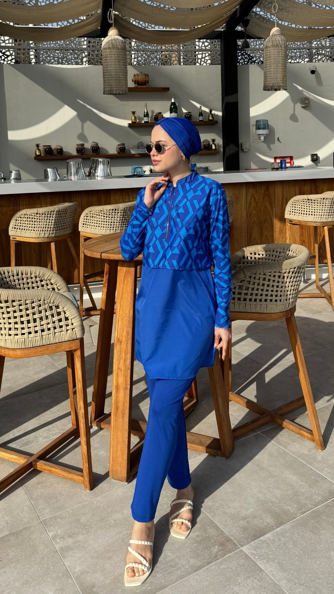 Yarım Dijital Baskılı Tesettür Mayo Renk - Mavi Üçgen Desen 2