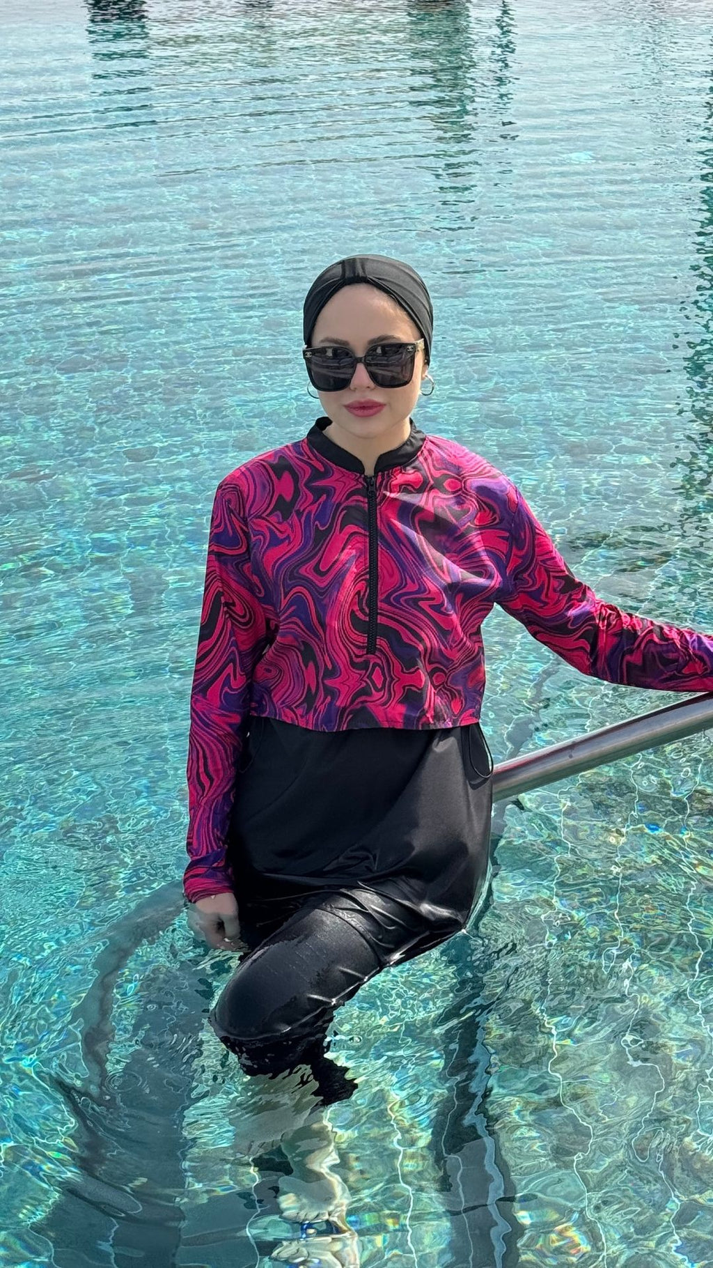 Yarım Dijital Baskılı Tesettür Mayo Renk - Siyah-Pembe Desen 2