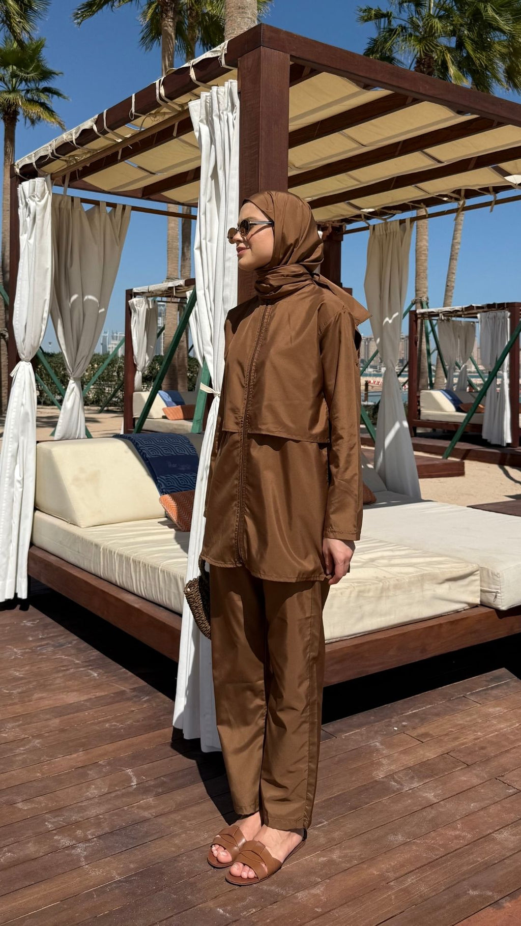 Doha Paraşüt Kumaş 3'lü Tam Kapalı Tesettür Mayo Kahverengi