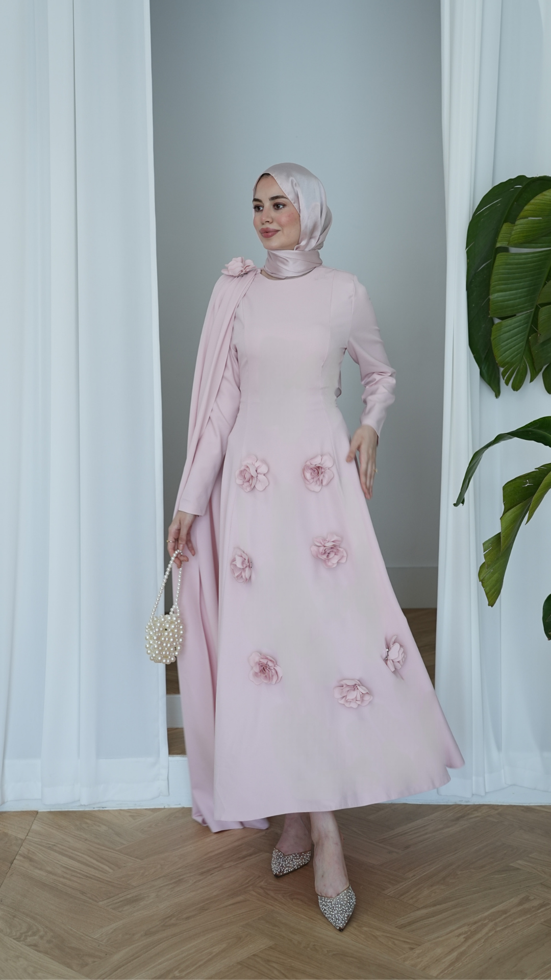 Seyyar Güllü Pelerinli Abiye Pembe