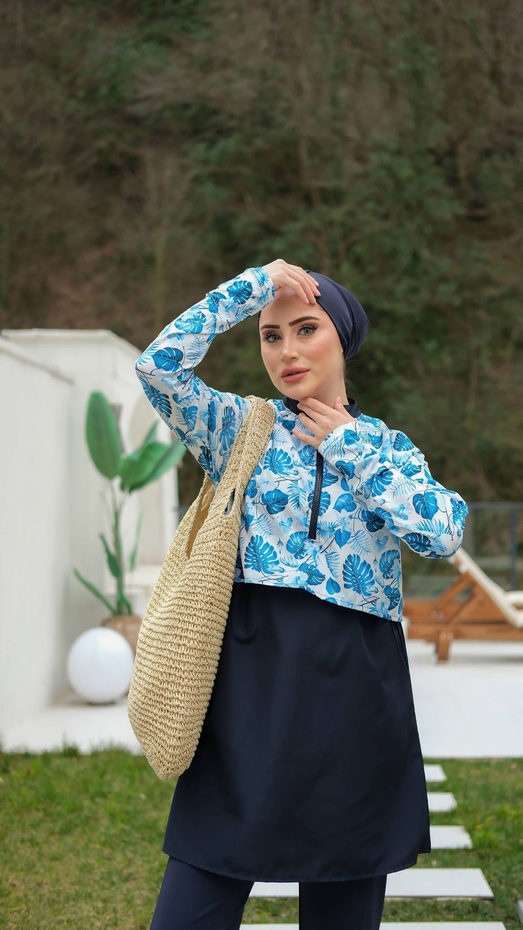 Yarım Dijital Baskılı Tesettür Mayo Renk -  Lacivert-Mavi Çiçek Desenli