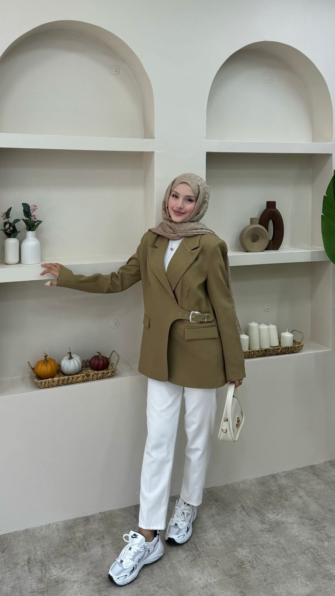 Yandan Kemer Detaylı Blazer Ceket Yağ Yeşili