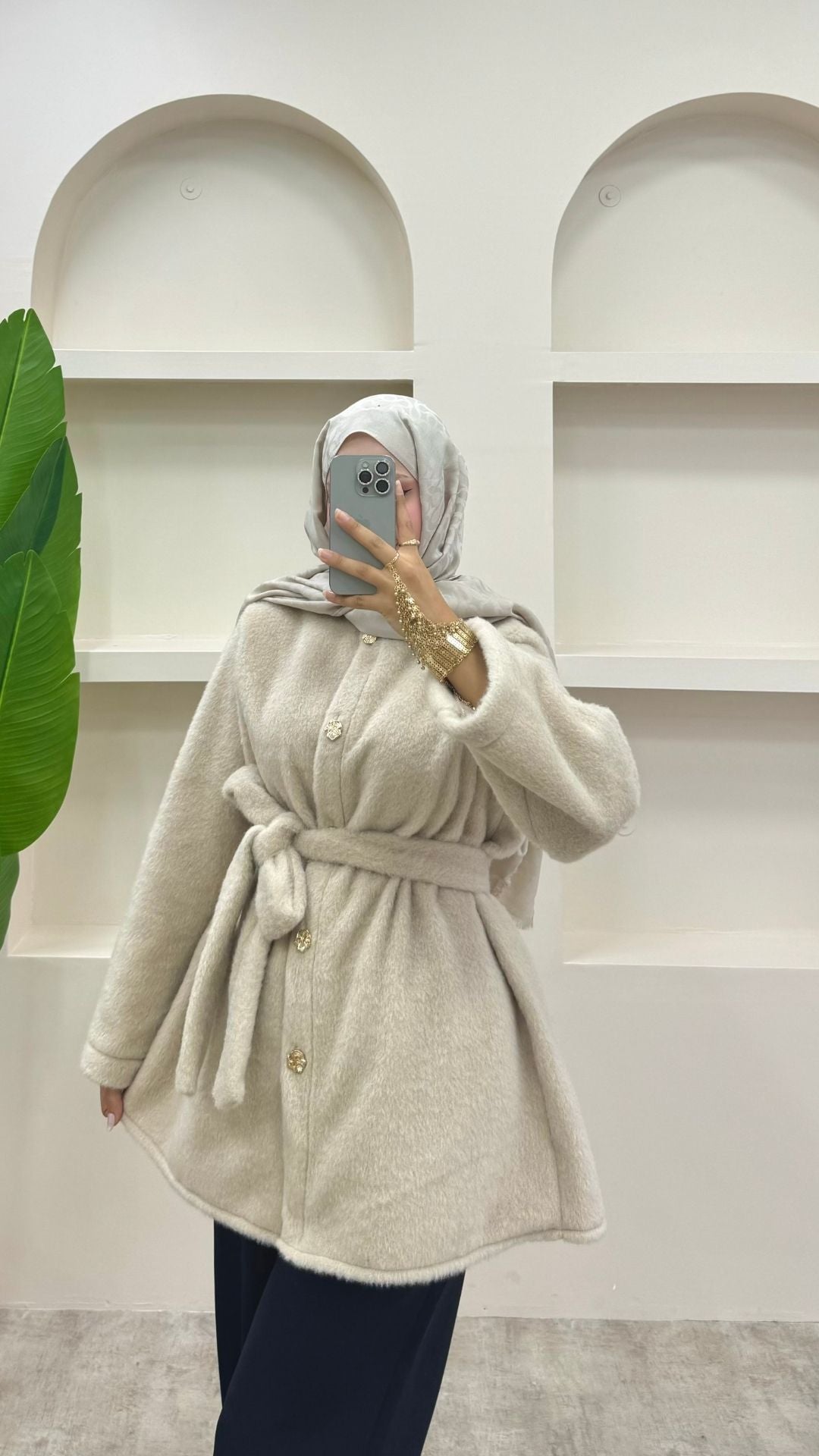 Gold Düğmeli Peluş Ceket Krem