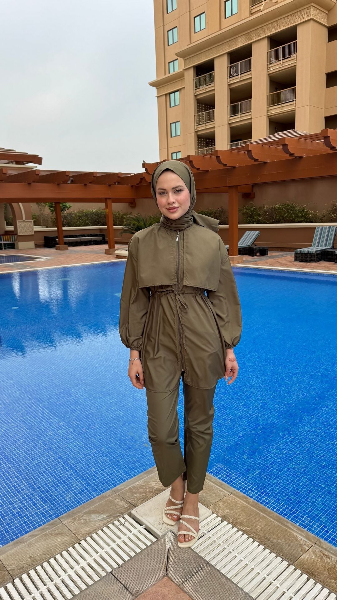 Roba Detaylı Tesettür Mayo Haki