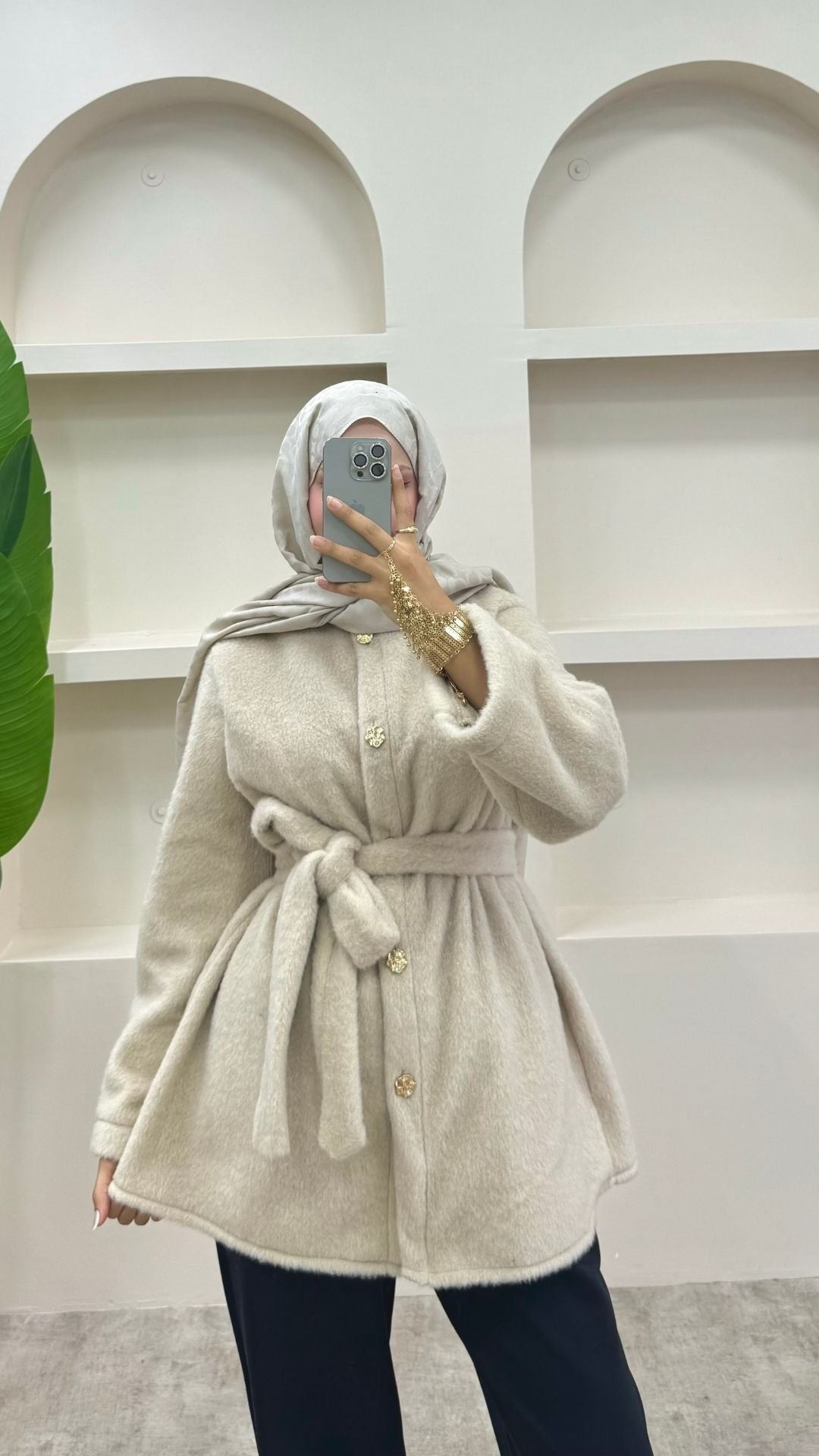 Gold Düğmeli Peluş Ceket Krem