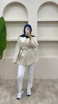 Taşlı Kemerli Gabardin Ceket Krem