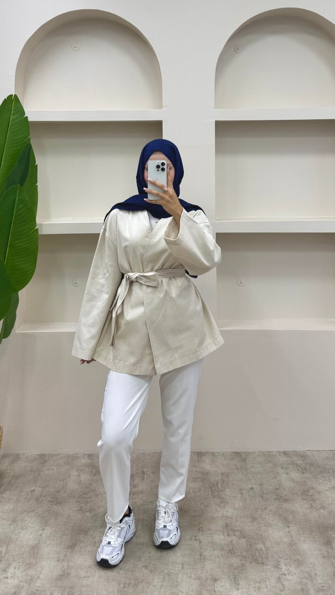 Taşlı Kemerli Gabardin Ceket Krem