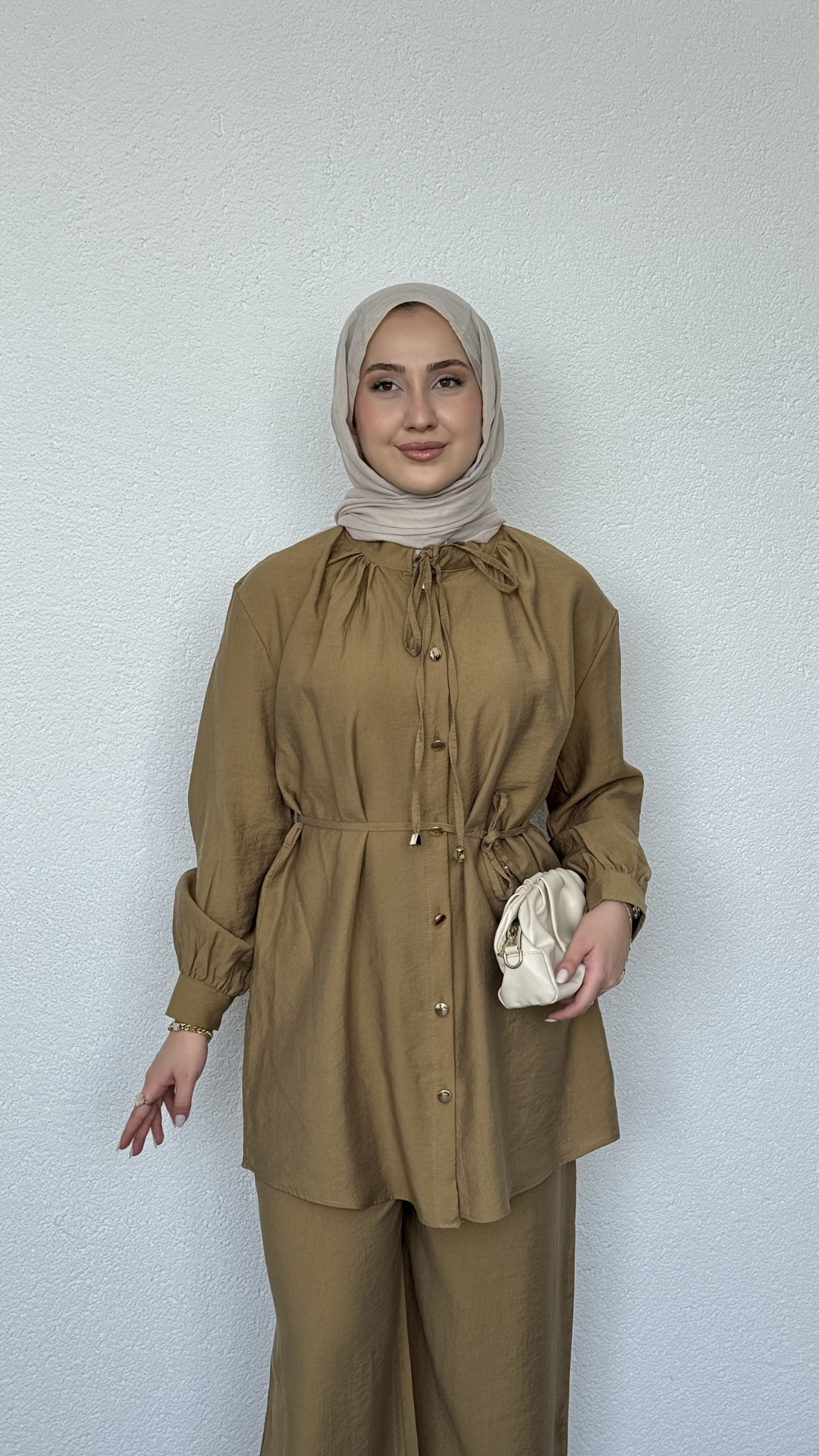 Basic Modal Gömlek Düğmeli Takım Yağ Yeşili