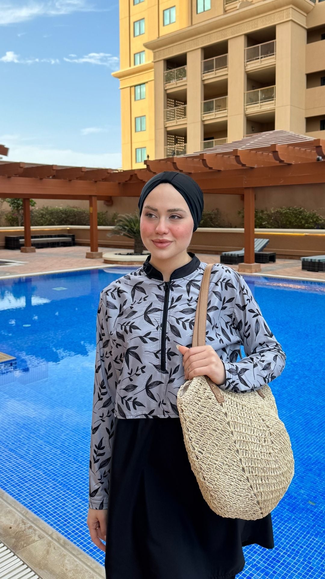 Yarım Dijital Baskılı Tesettür Mayo Renk - Siyah-Gri 2