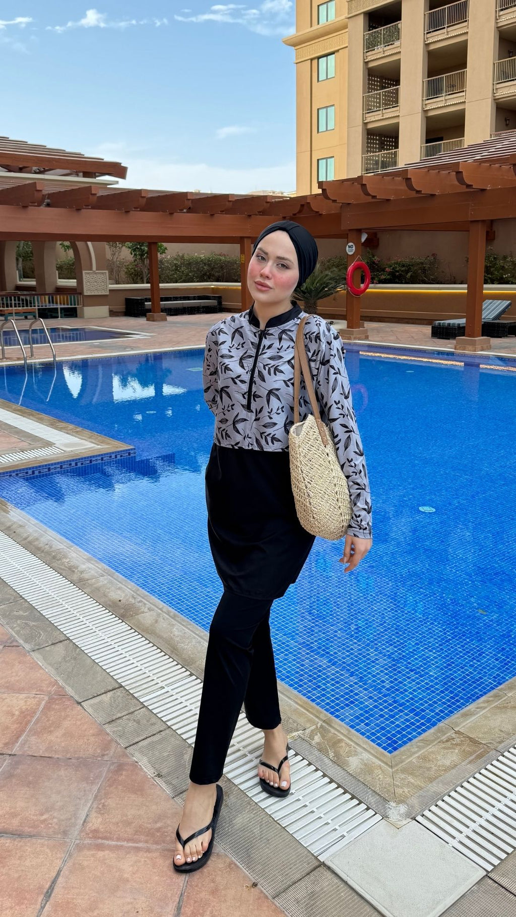 Yarım Dijital Baskılı Tesettür Mayo Renk - Siyah-Gri 2