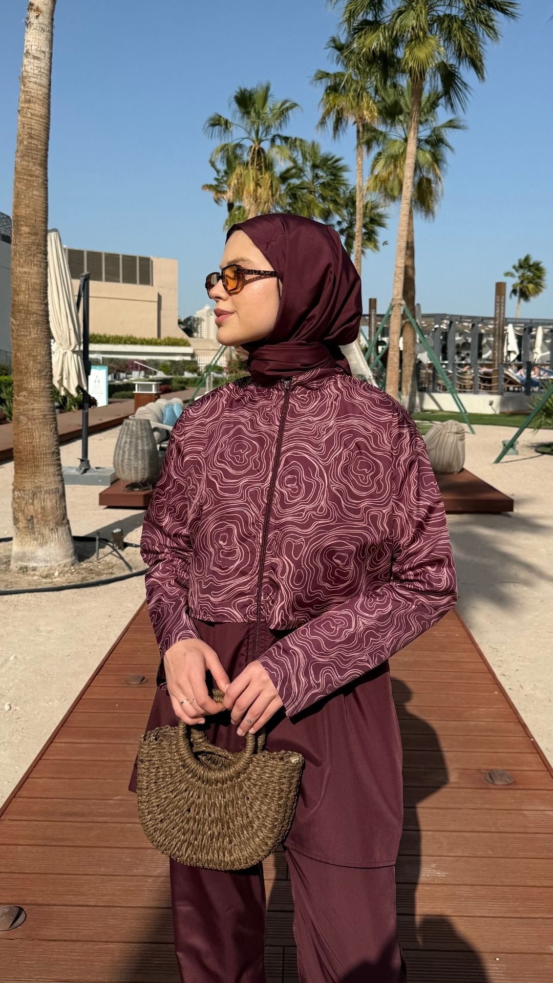 Doha Paraşüt Kumaş 3'lü Tam Kapalı Tesettür Mayo Bordo Oval Desen