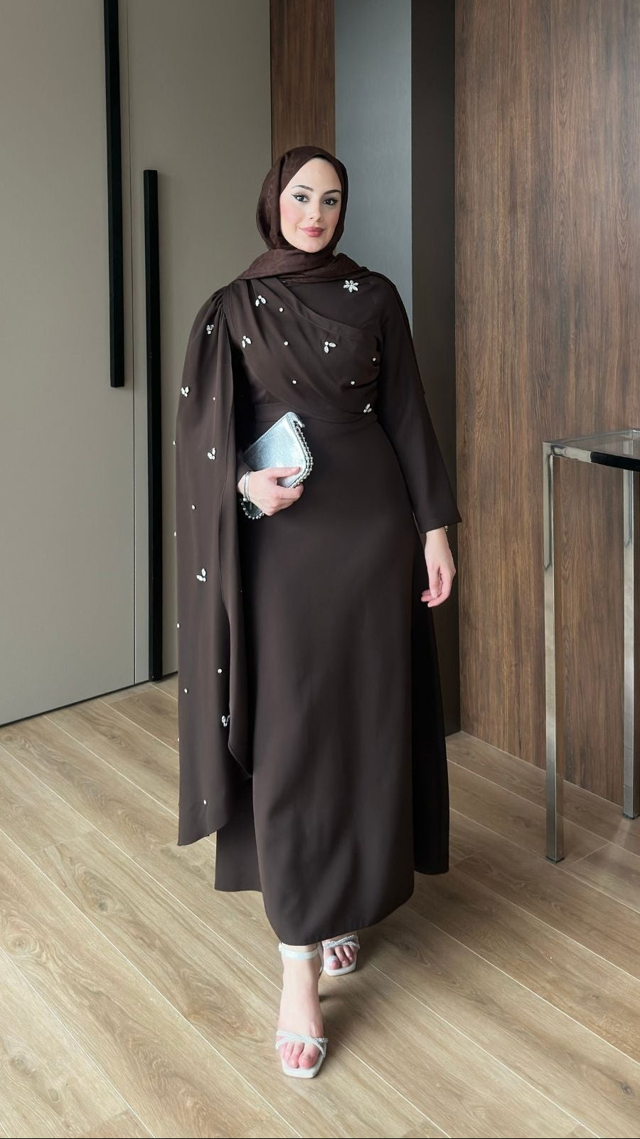 Linda Taş Detaylı Uzun Abiye Kahverengi