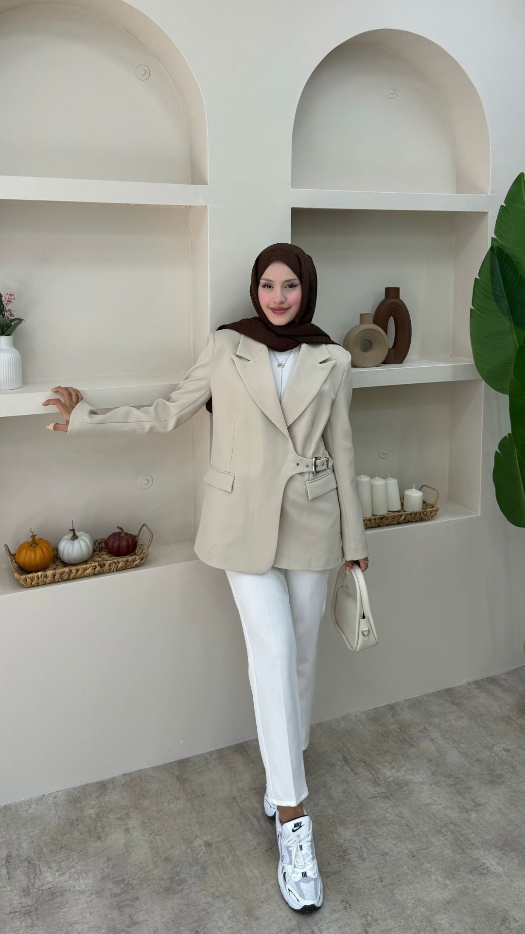 Yandan Kemer Detaylı Blazer Ceket Krem