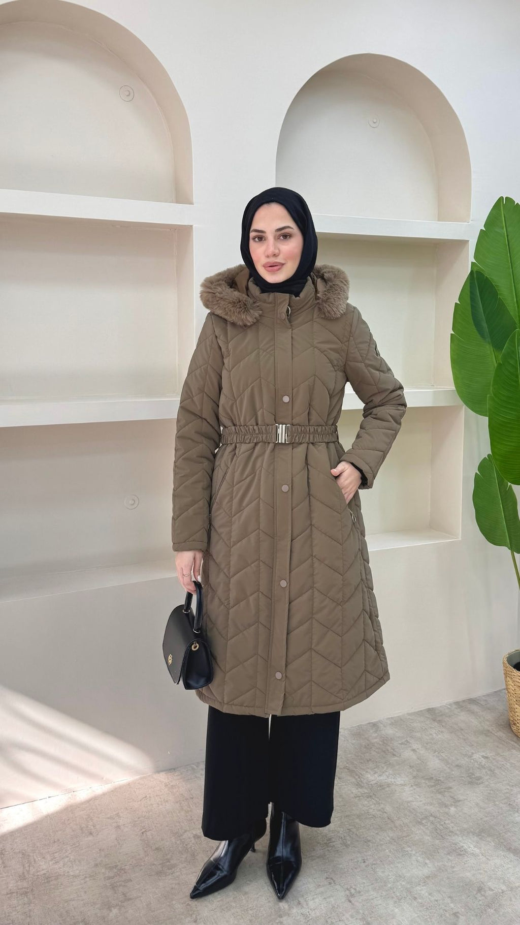 Yakası Kürklü Premium Kapitone Mont Kahverengi