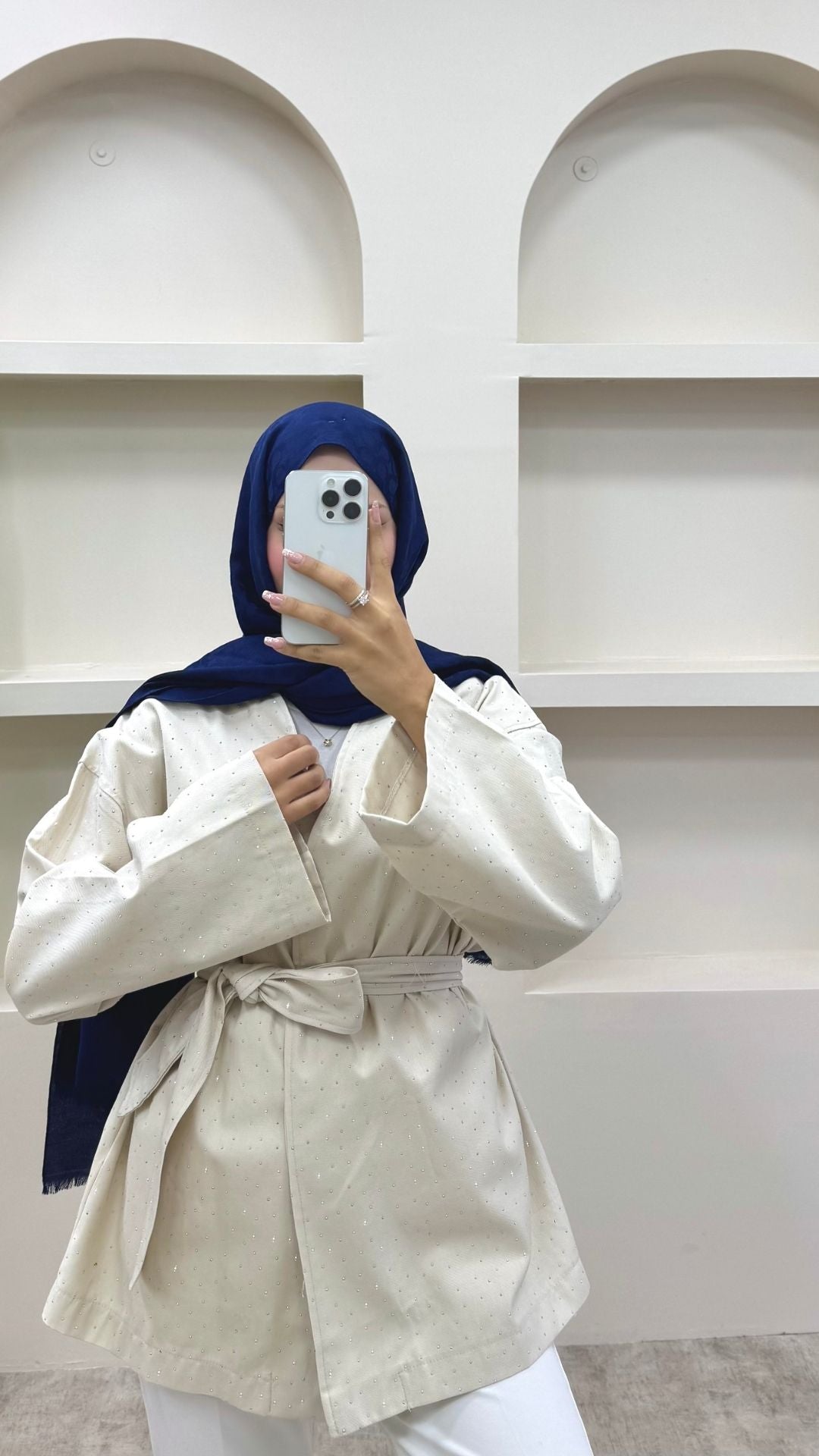 Taşlı Kemerli Gabardin Ceket Krem