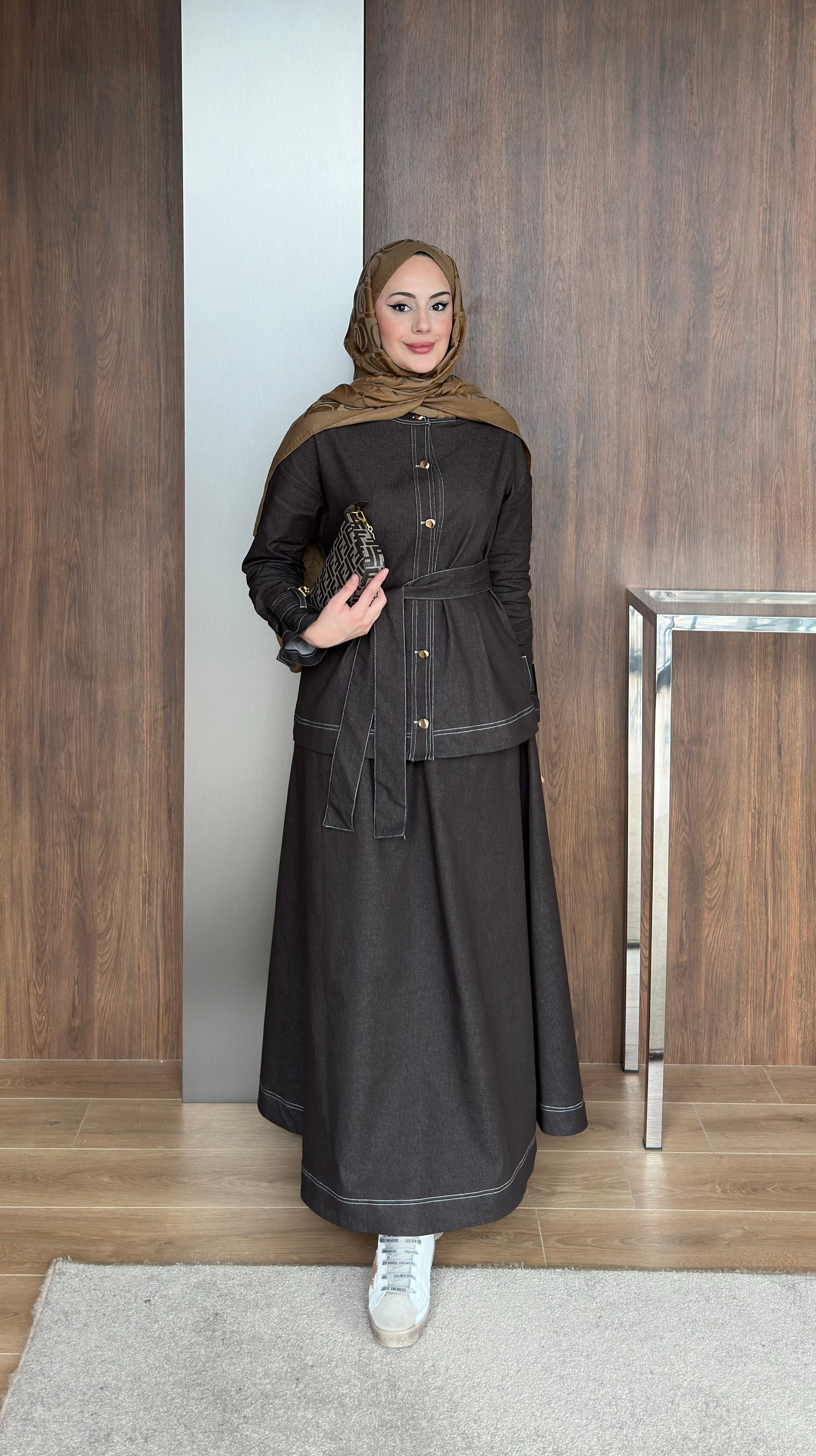 Gold Düğmeli Etekli Kot Takım Kahverengi