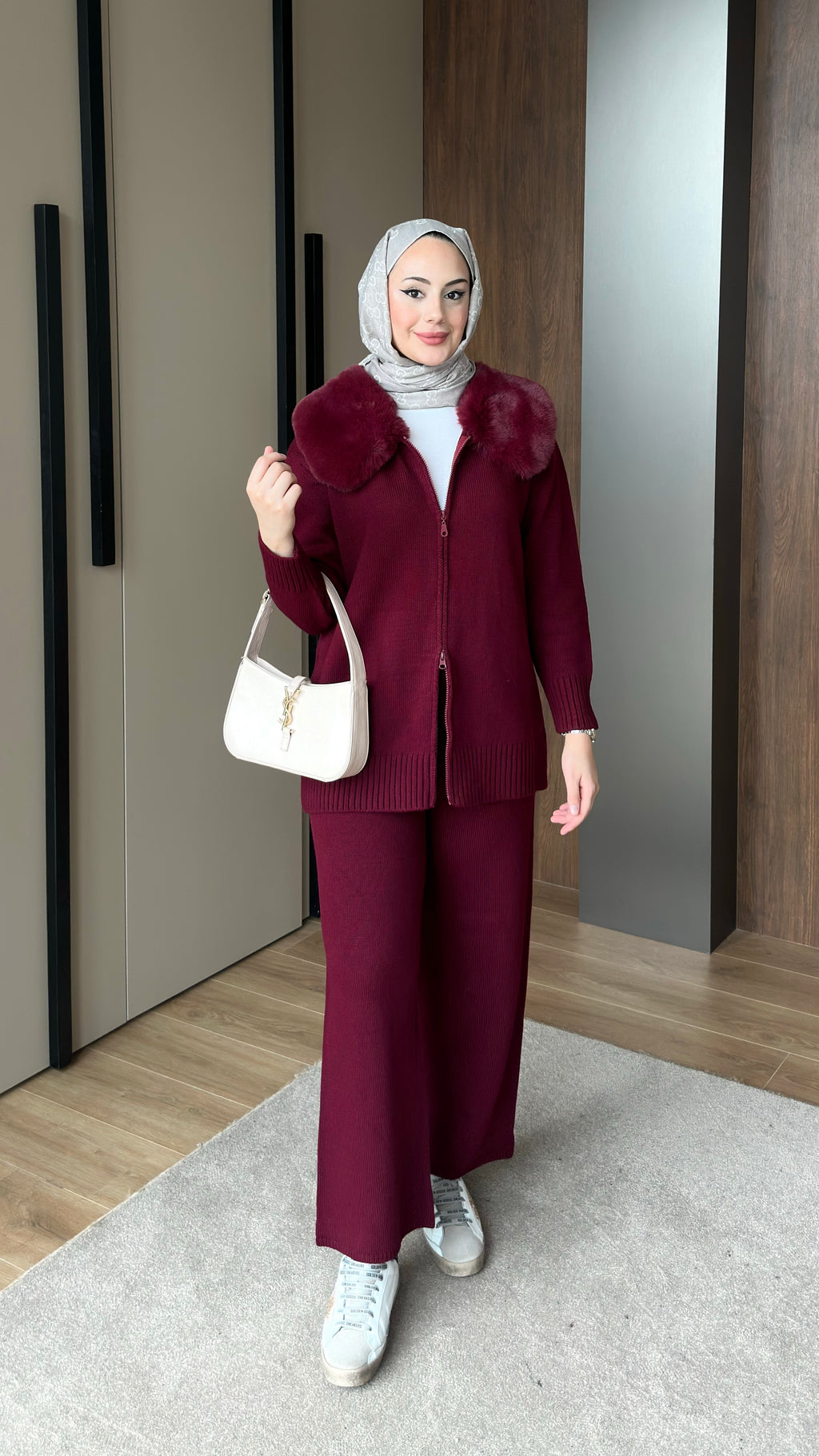 Yakası Kürklü Triko Takım Bordo
