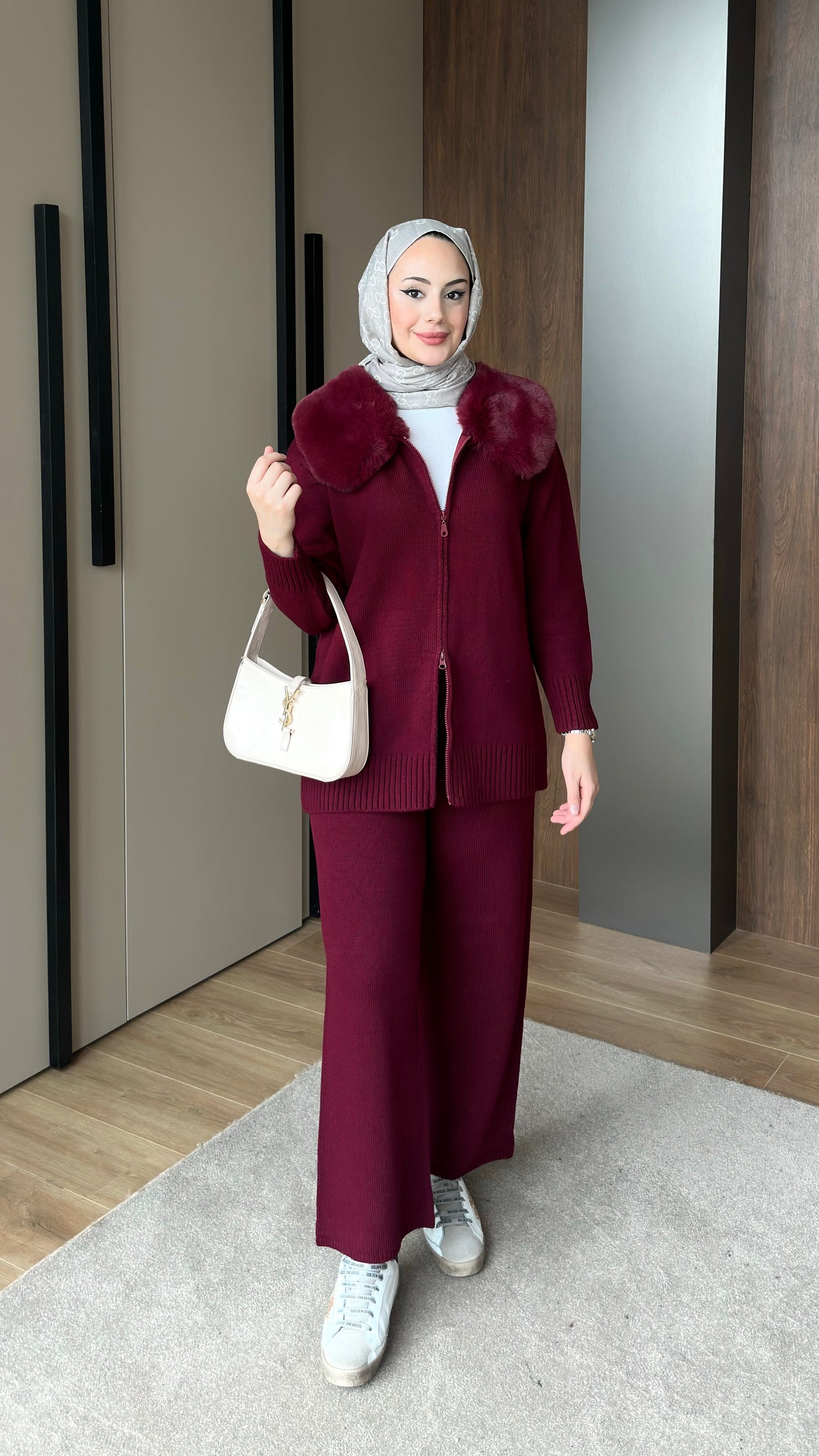 Yakası Kürklü Triko Takım Bordo