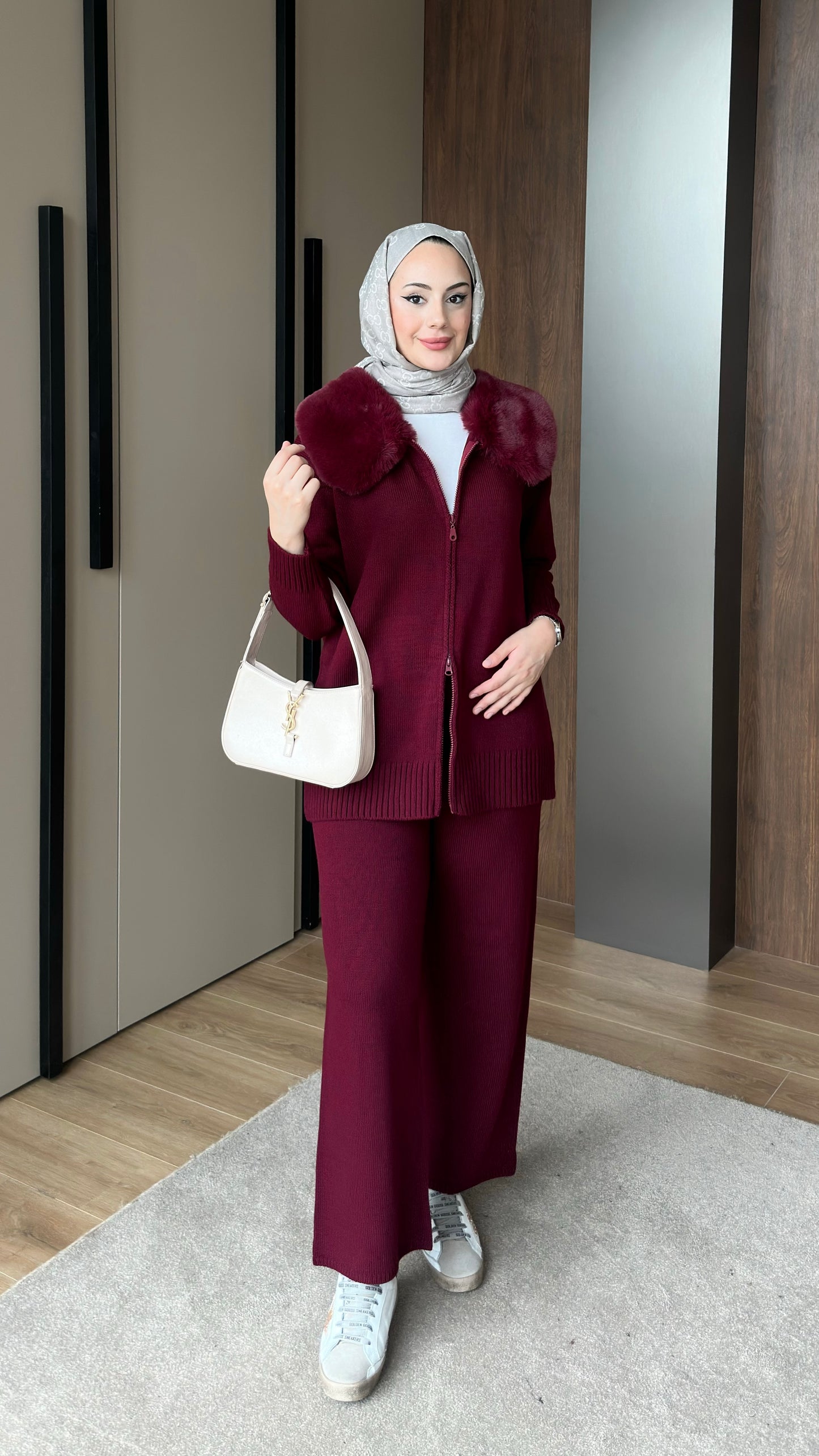 Yakası Kürklü Triko Takım Bordo