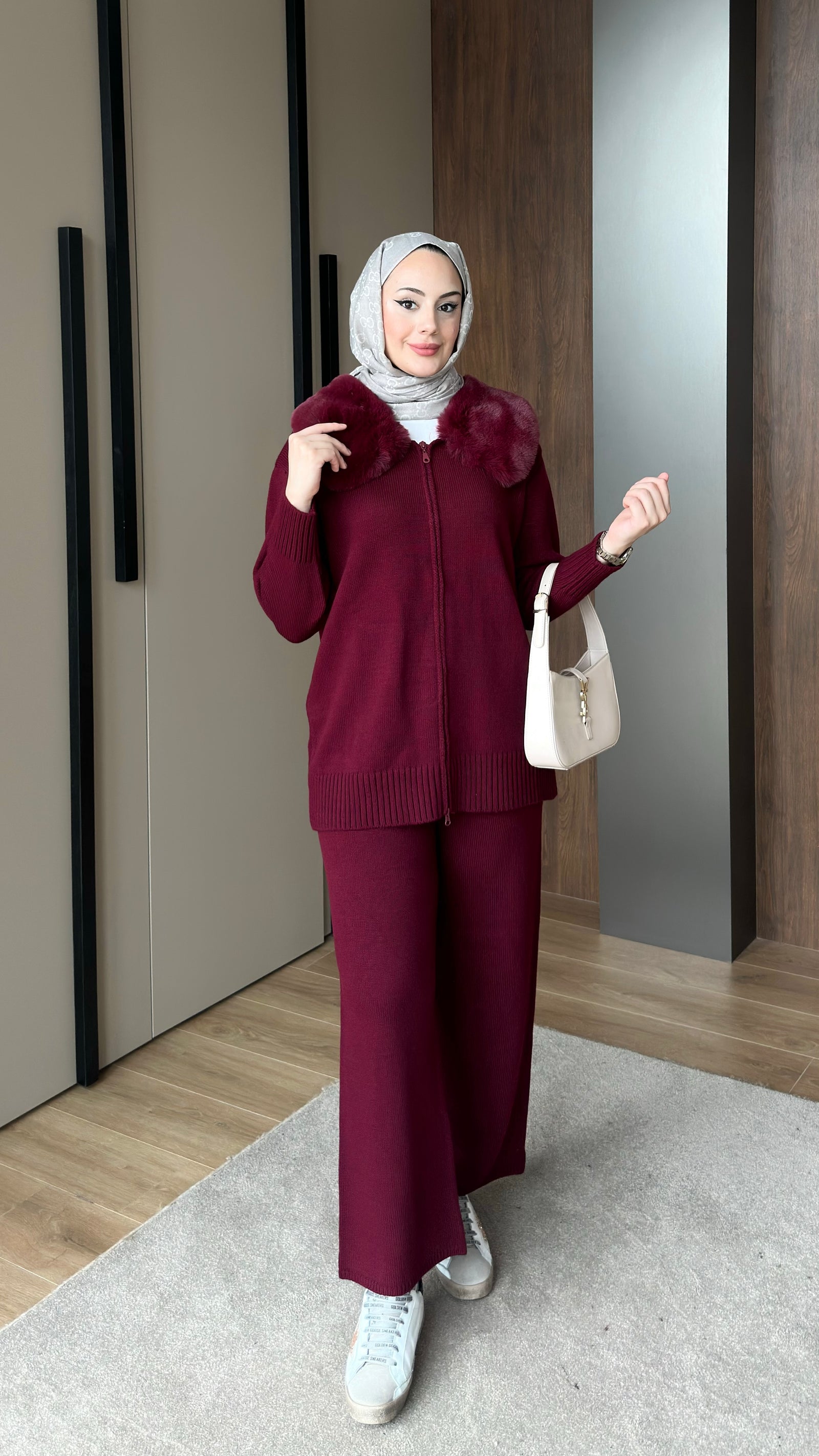 Yakası Kürklü Triko Takım Bordo