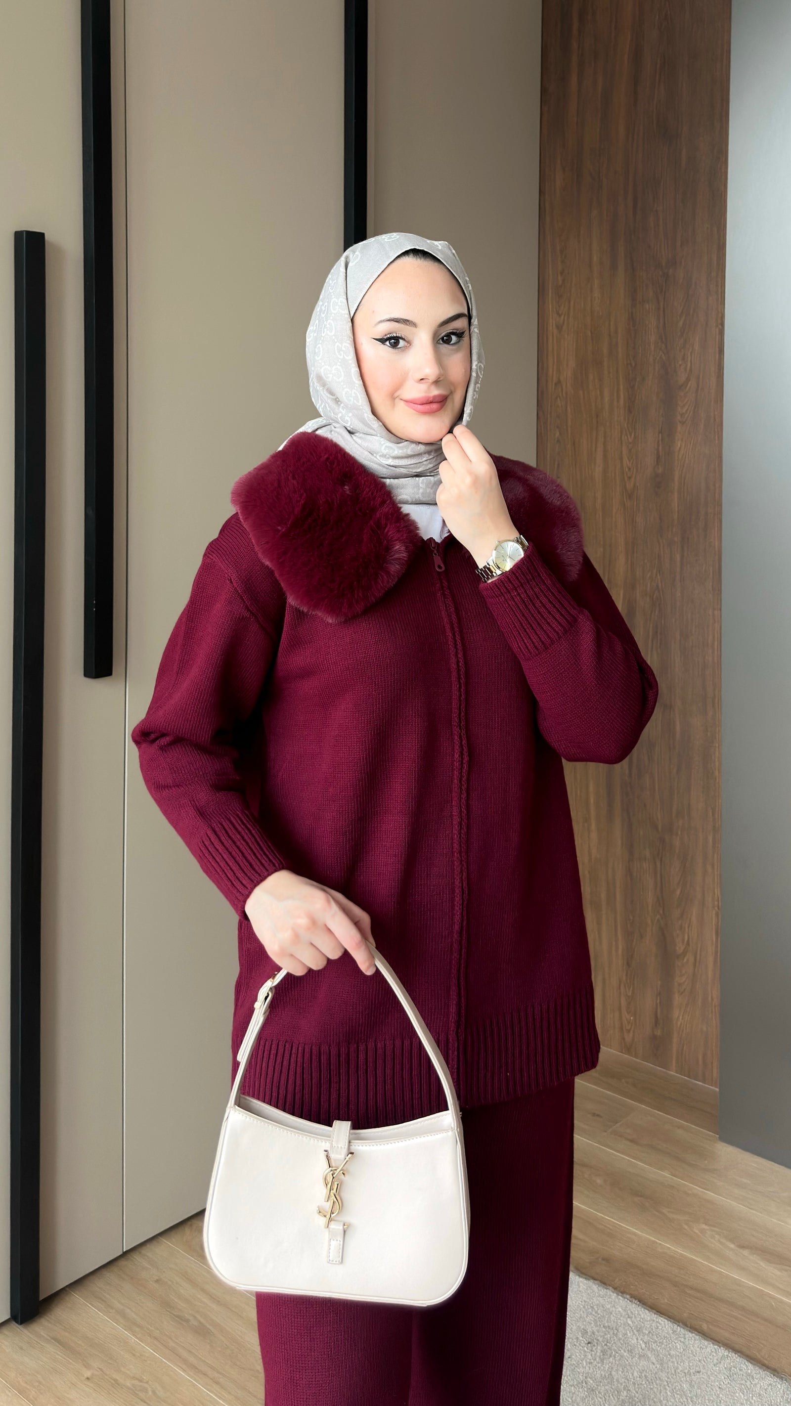 Yakası Kürklü Triko Takım Bordo