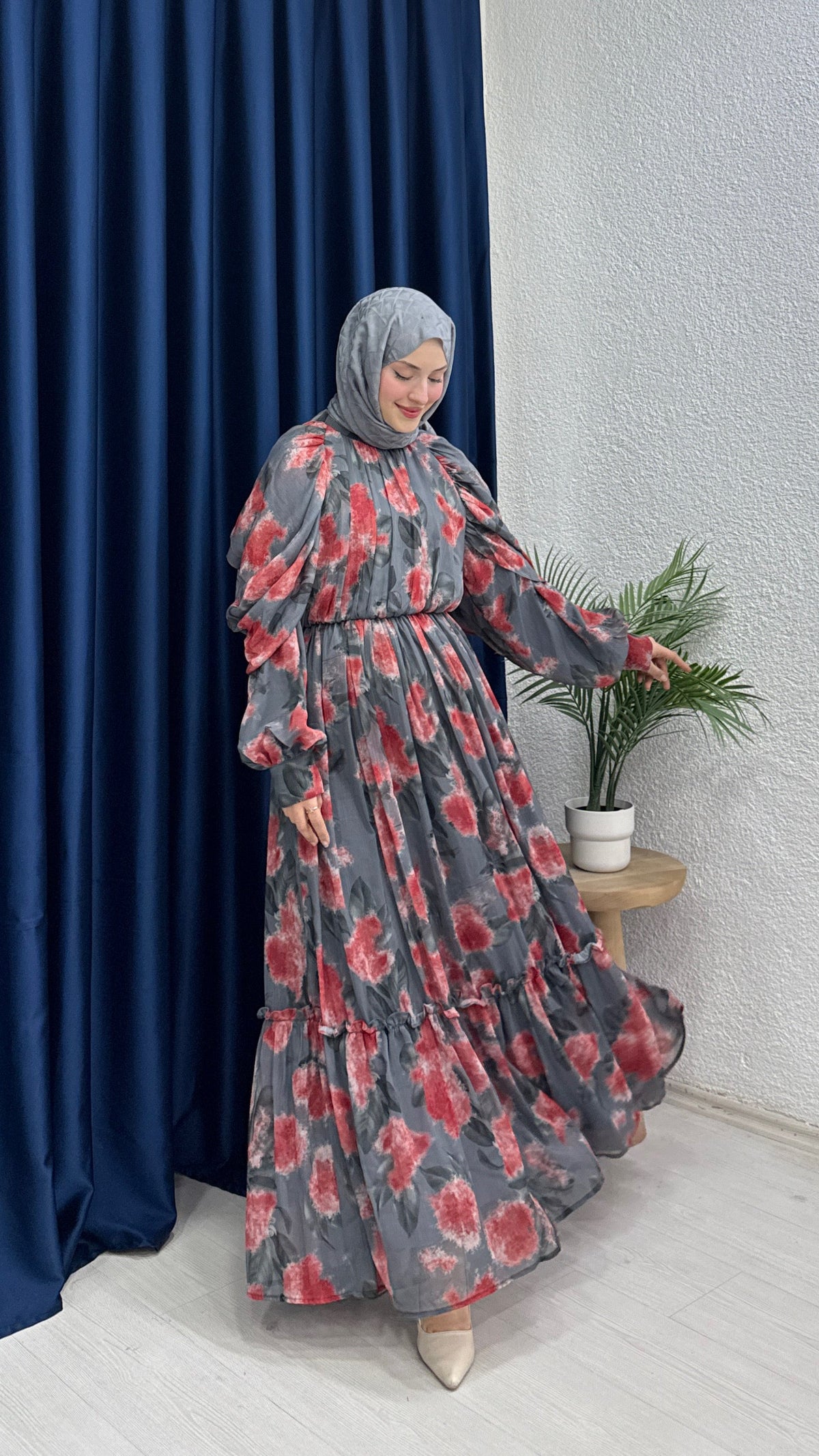 Baskı Detaylı Şifon Elbise Gri
