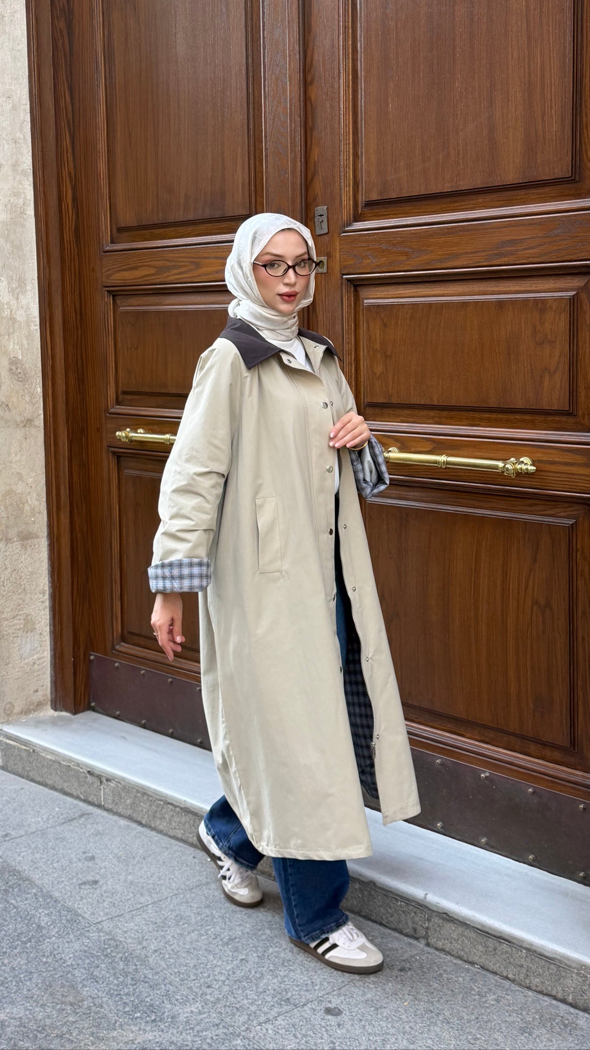 Ekose Astarlı Oversize Trenç Krem (Ön Sipariş 2 kasım kargo çıkışı)