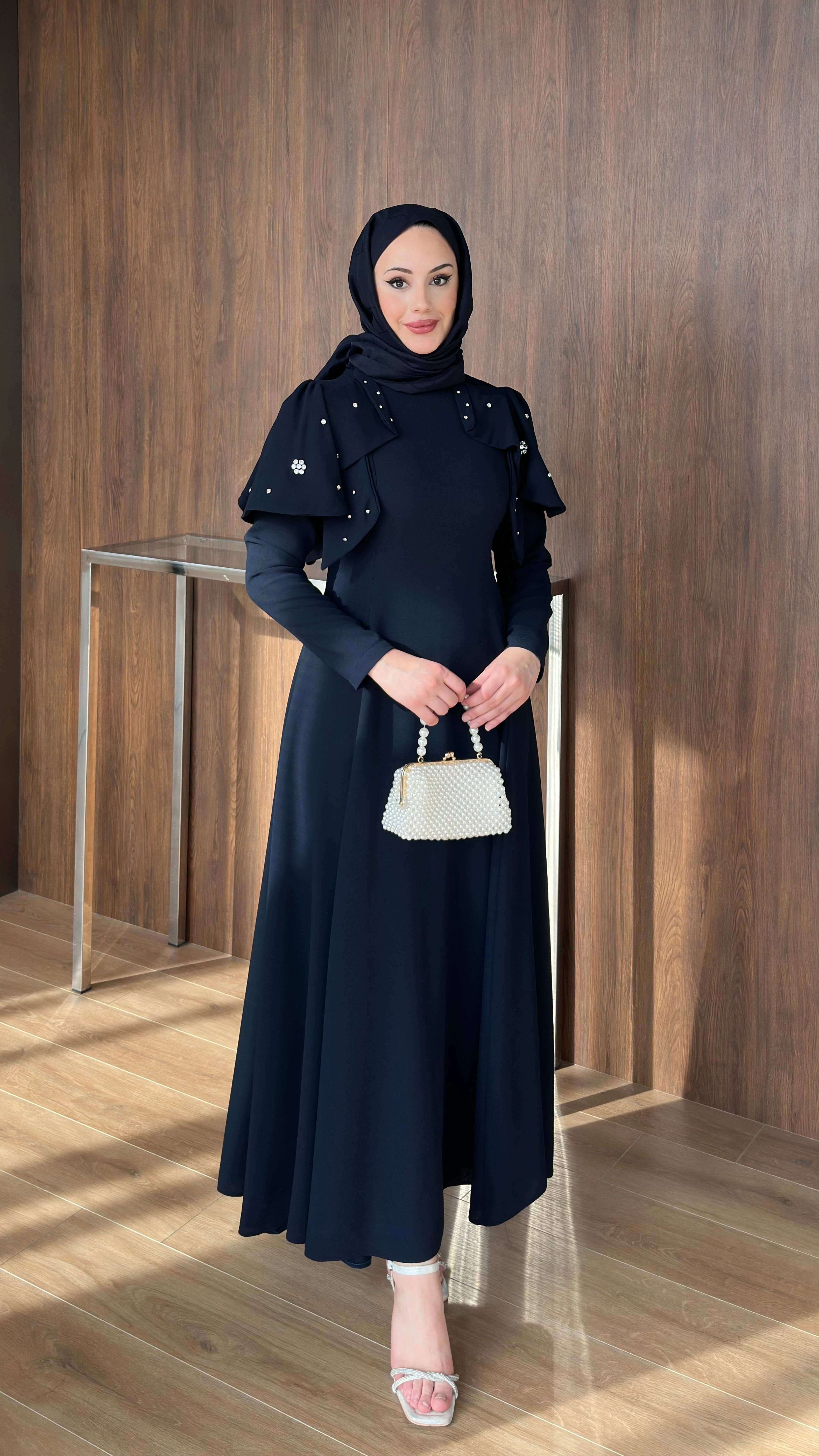 Katarina Omuzu Taşlı Abiye Lacivert