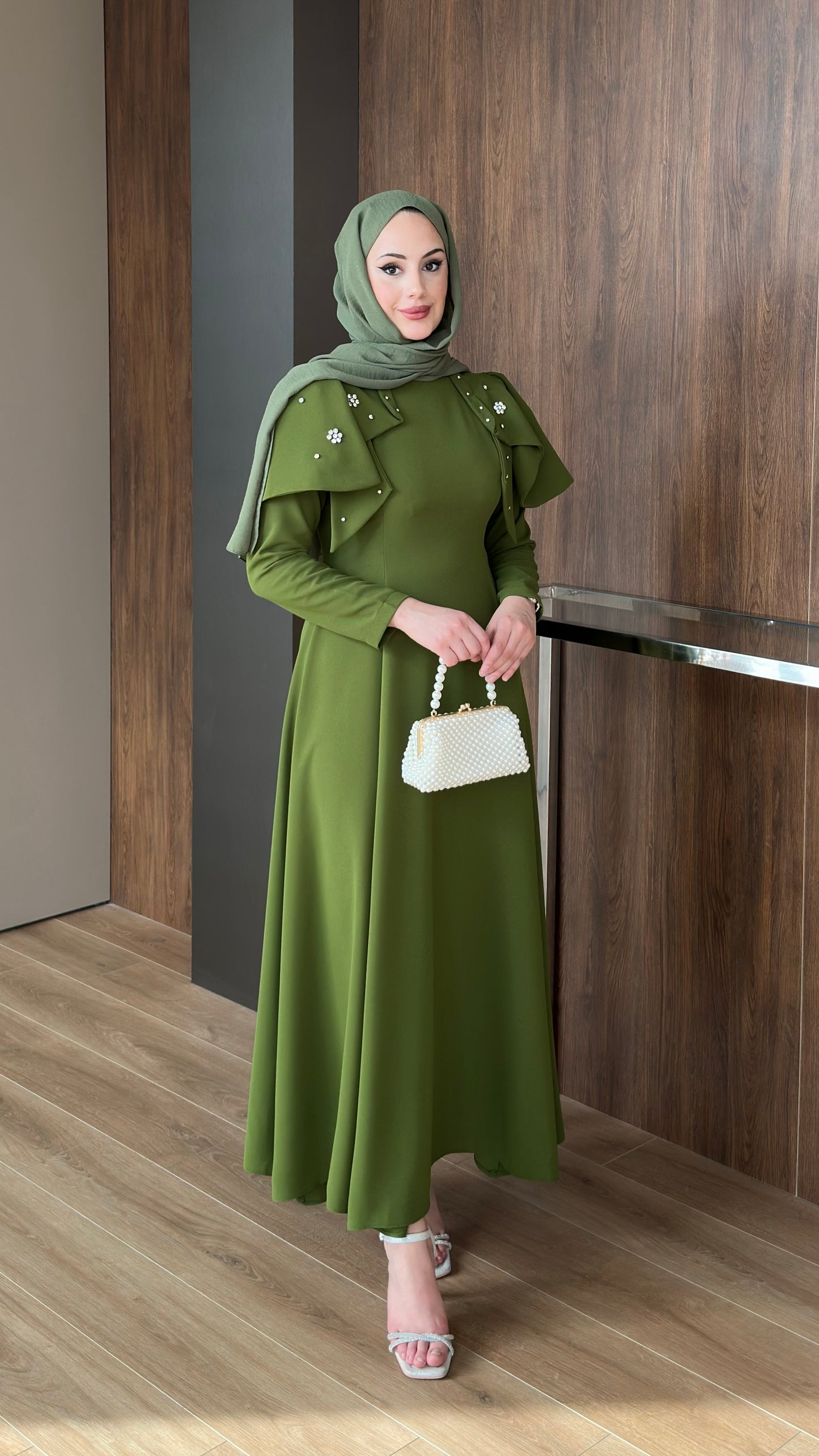 Katarina Omuzu Taşlı Abiye Yeşil